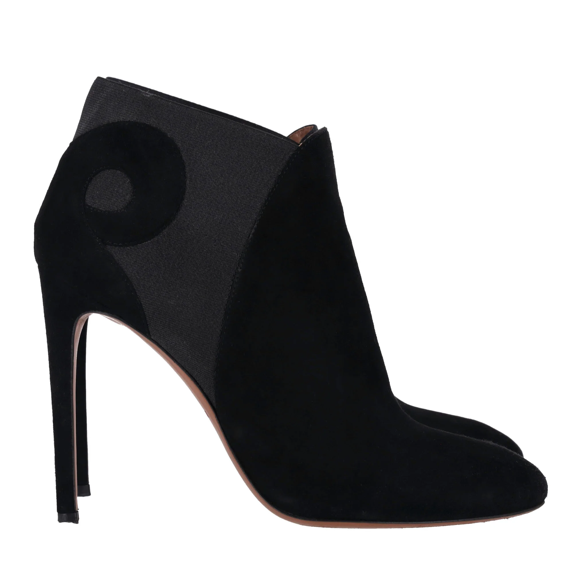 Alaia Suede Ankle Boots. Size 39 - Image 4