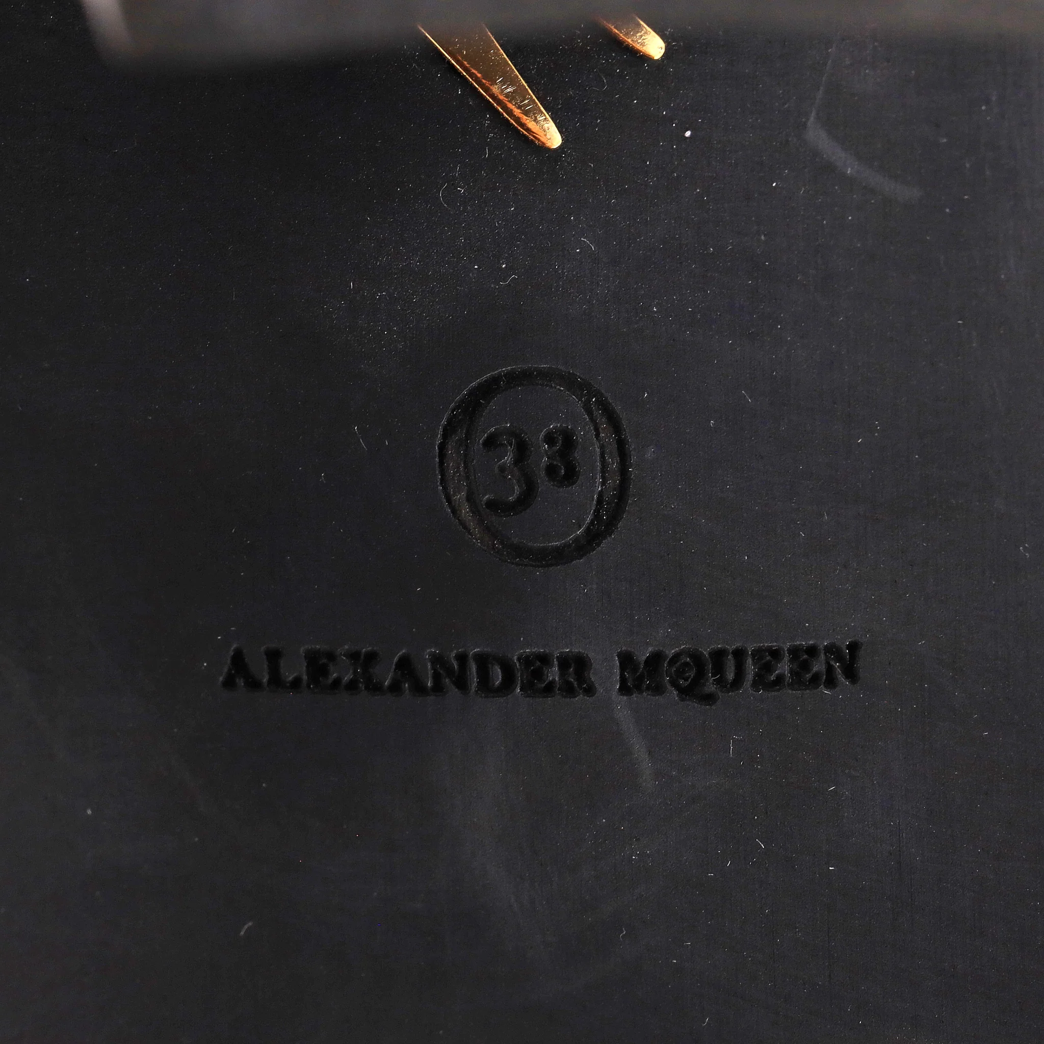 Alexander McQueen Block Heel Leather Chelsea Boots. Size 38 - Image 7