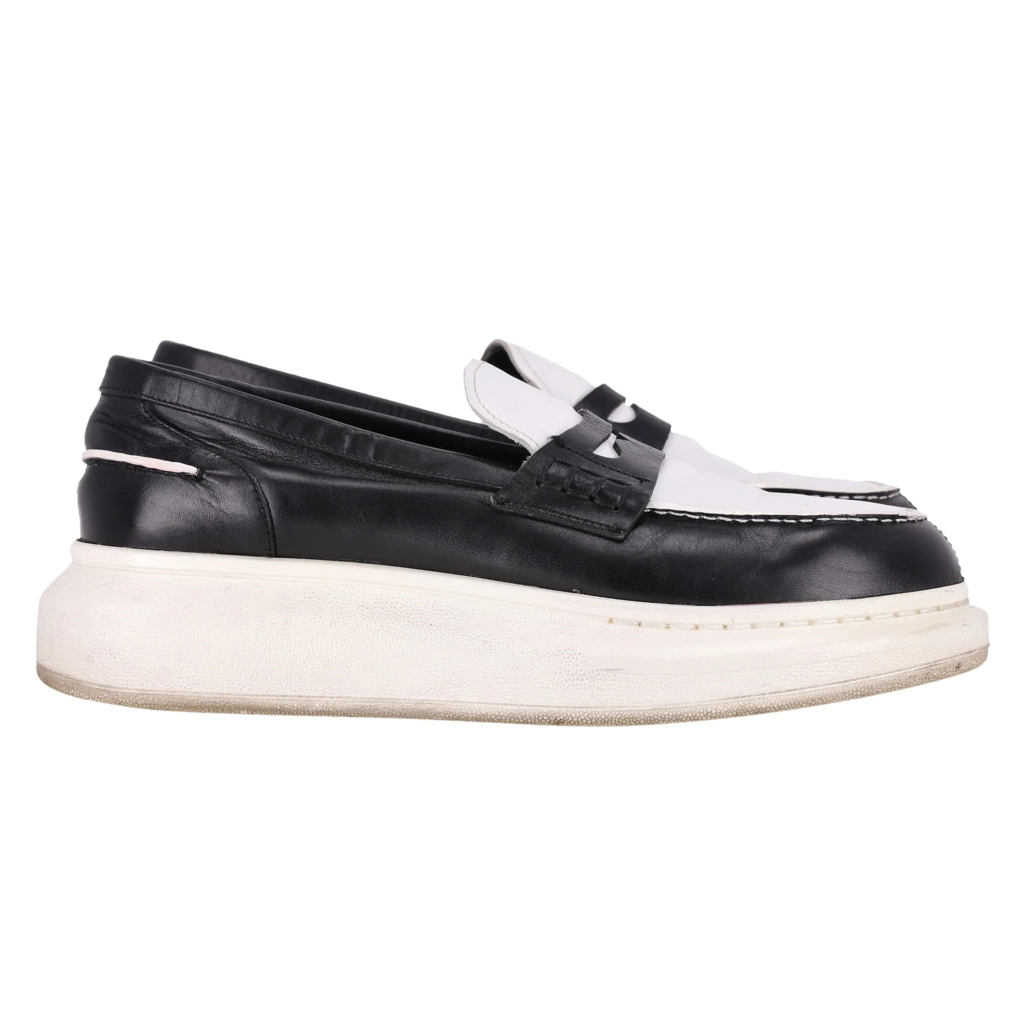 Alexander McQueen Leather Platform Loafers. Size 39 - Image 4