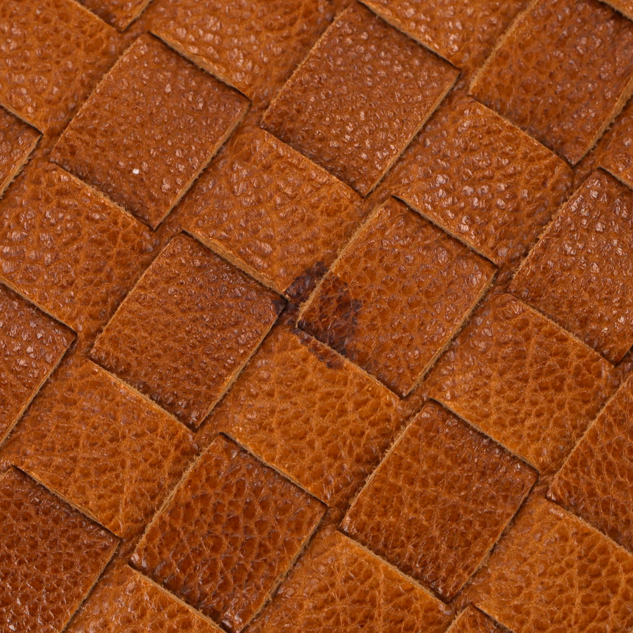 Bottega Veneta Intrecciato Chain-Link Trim Leather Shoulder Bag - Image 8