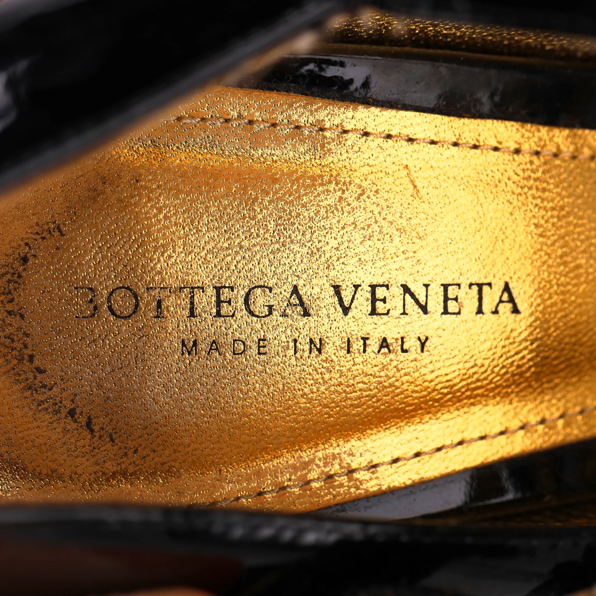 Bottega Veneta Triple-Strap Patent Leather Heels. Size 36.5 - Image 7