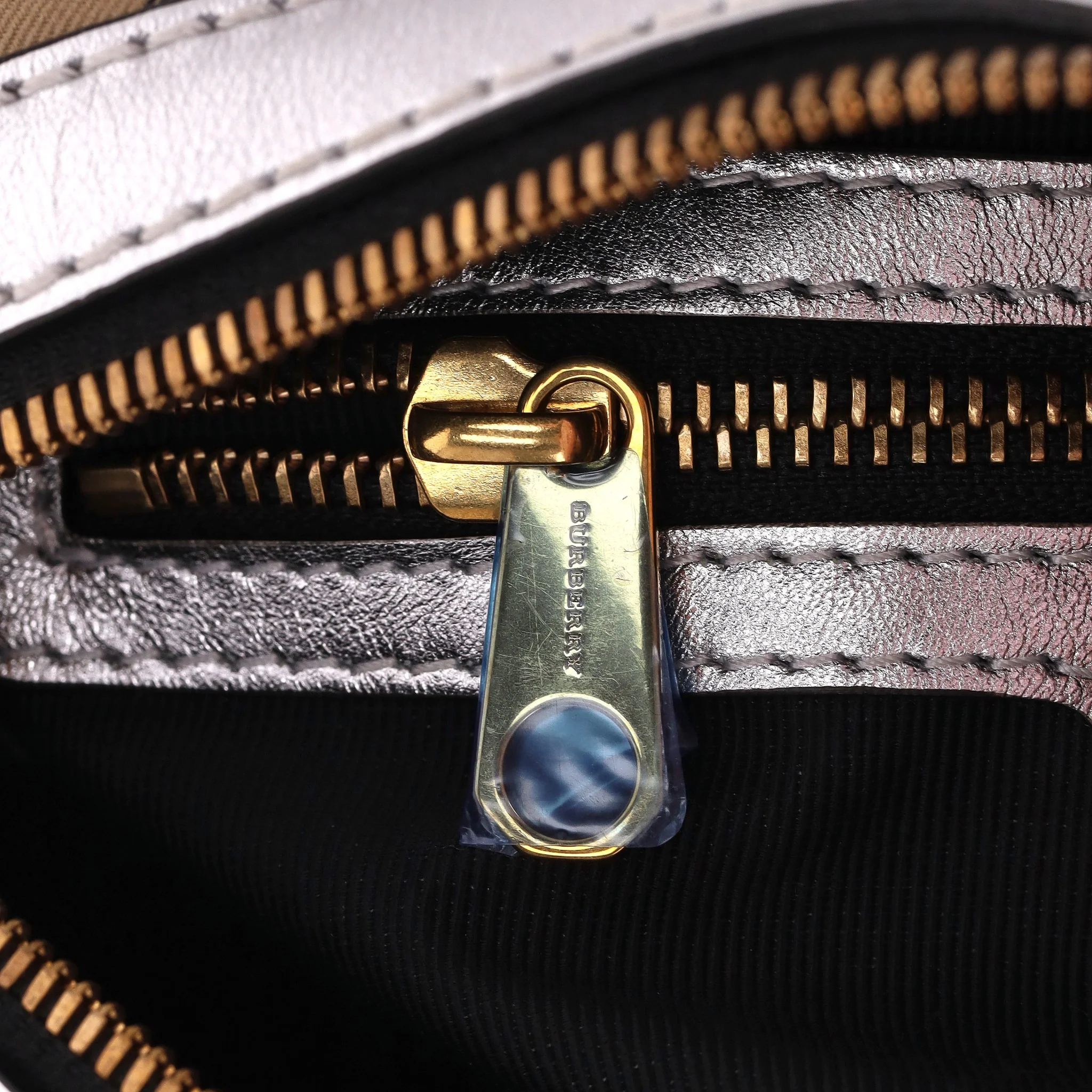 Burberry 1983 Nova Check Chain Link Bowling Bag - Image 10