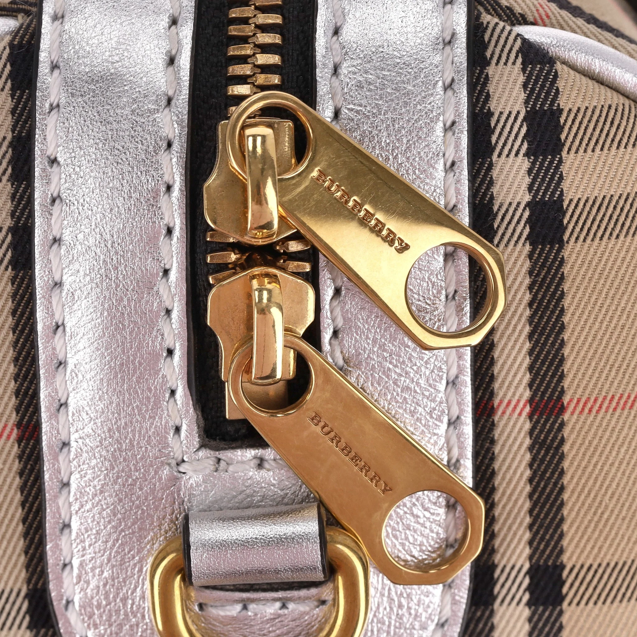 Burberry 1983 Nova Check Chain Link Bowling Bag - Image 9