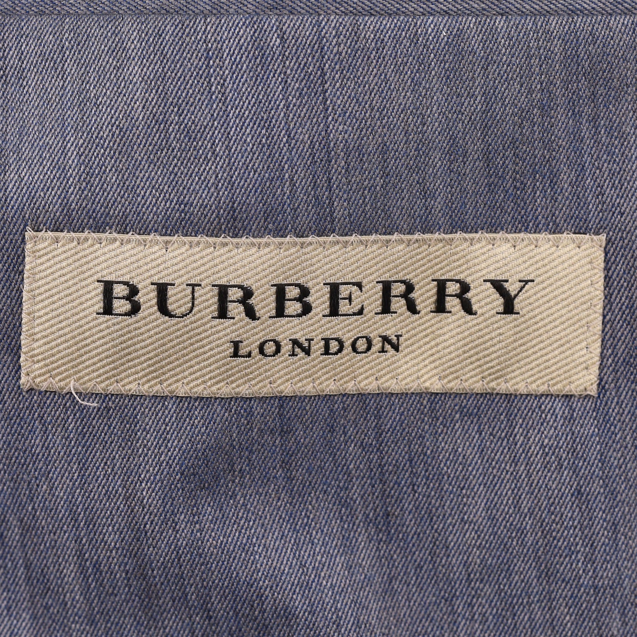 Burberry London Virgin Wool Jacket. Size 52IT - Image 5