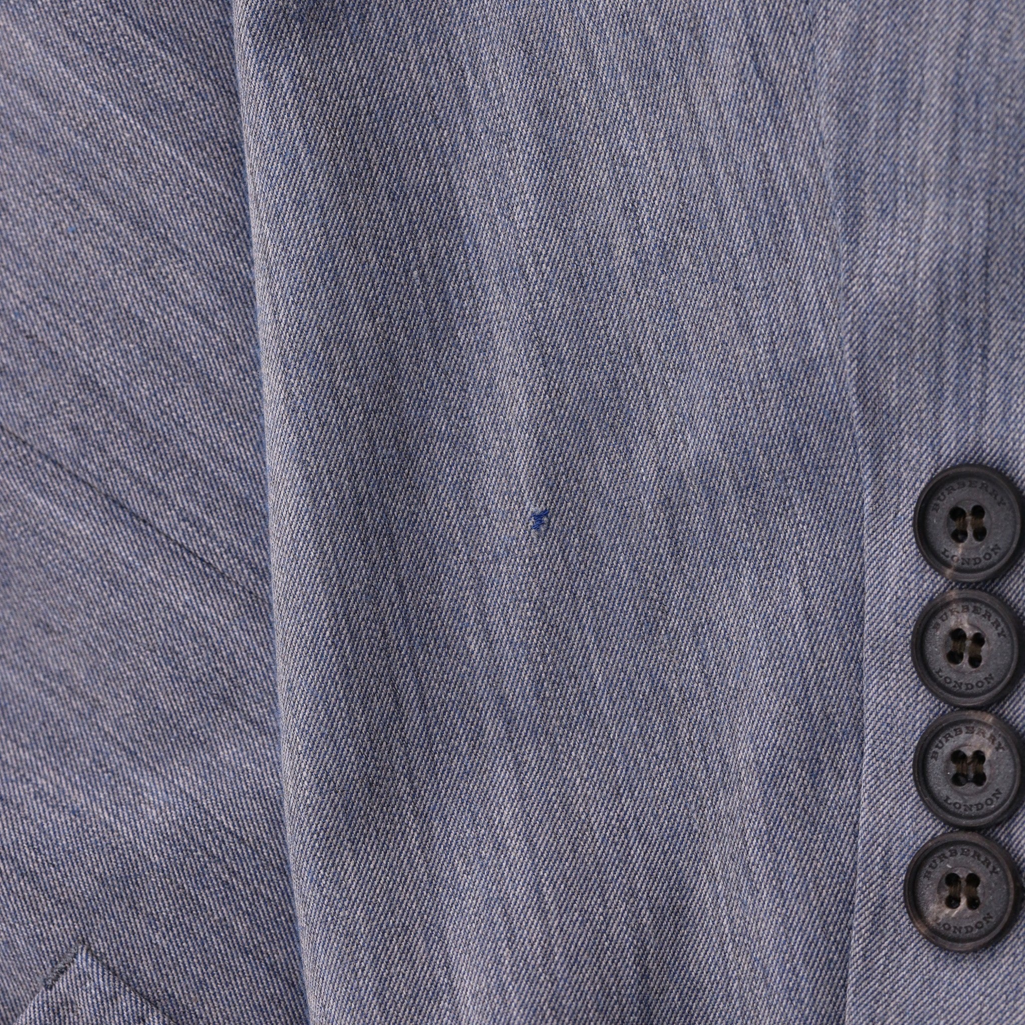 Burberry London Virgin Wool Jacket. Size 52IT - Image 9