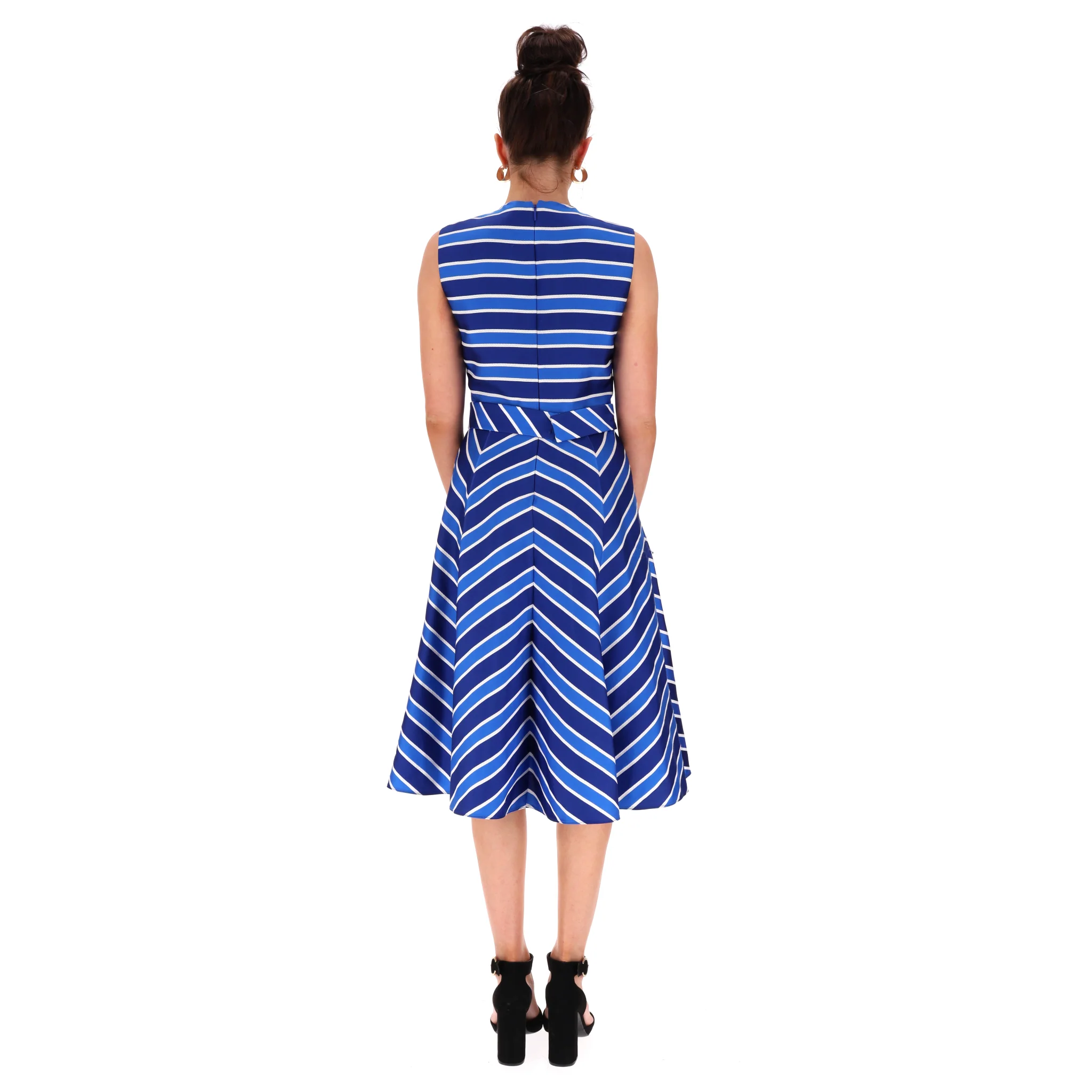 Carolina Herrera Striped Dress. Size 4US - Image 4