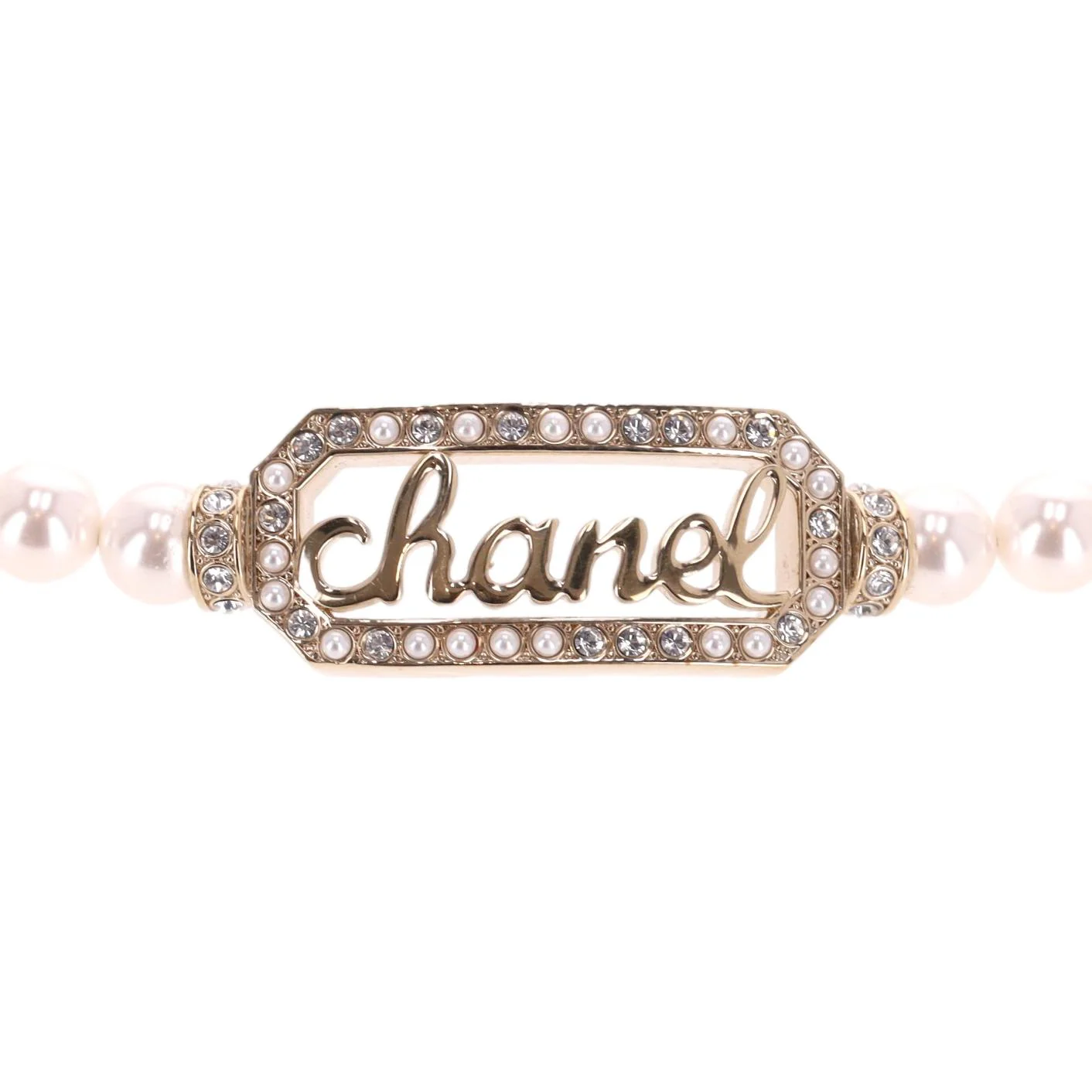 Chanel Pearl Choker Necklace With Crystal Embellished 'Chanel' Signature - Image 3