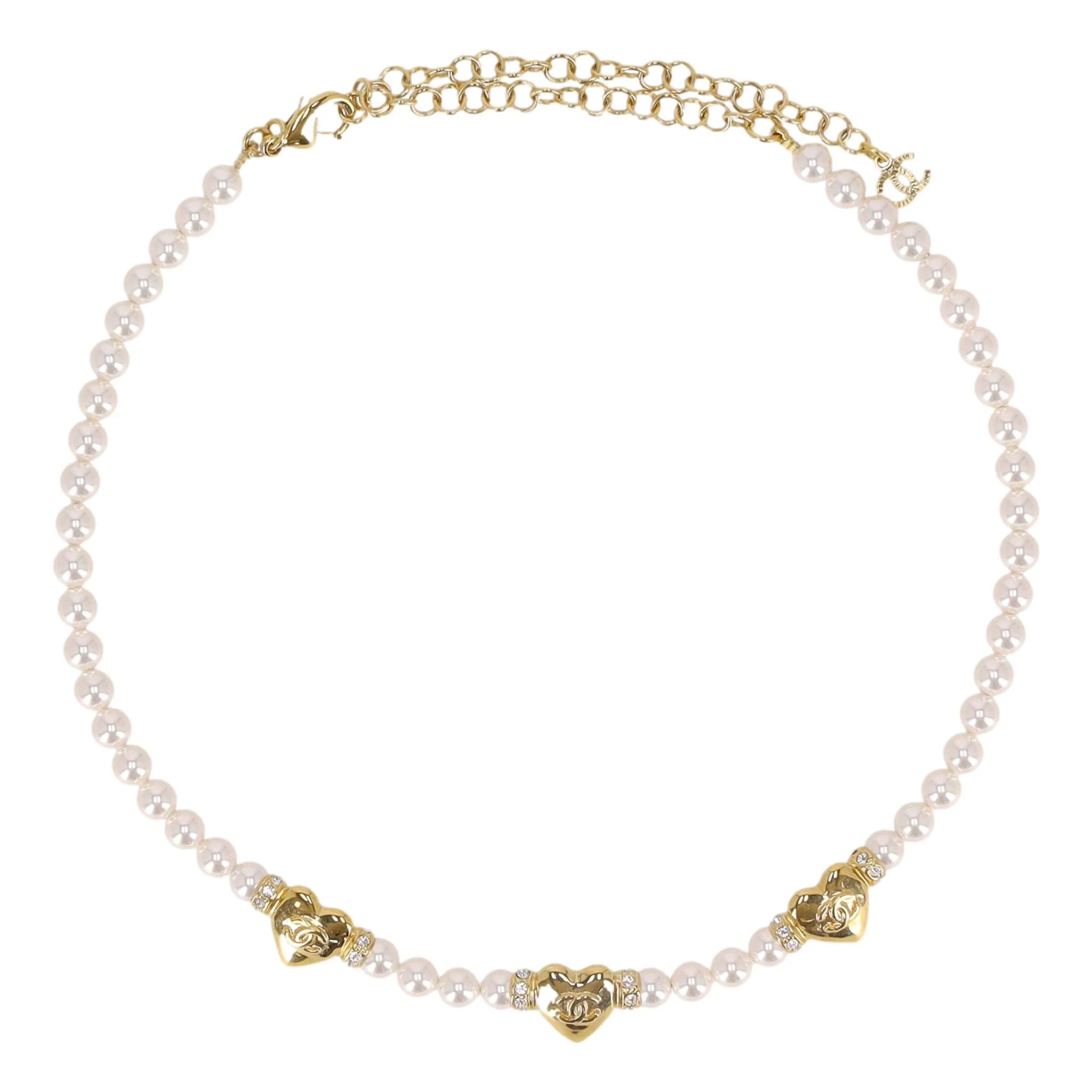 Chanel 2024 Collection Pearl Choker Necklace With 'CC' Logo Heart Pendants