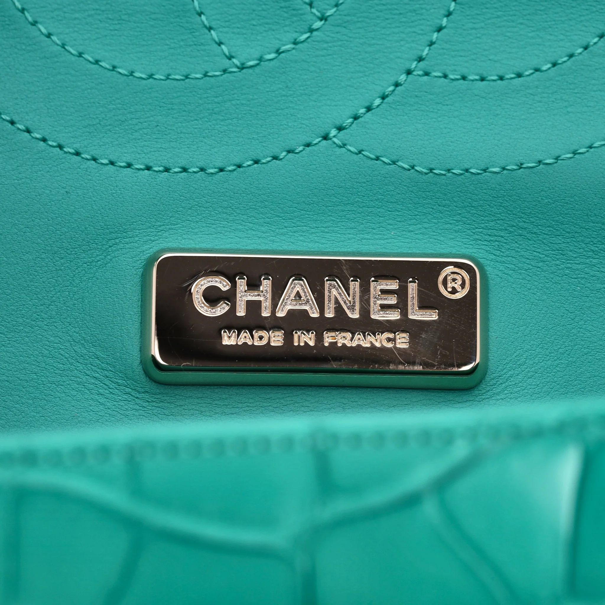 Chanel Matte Alligator Jumbo Double Flap Bag - Image 9