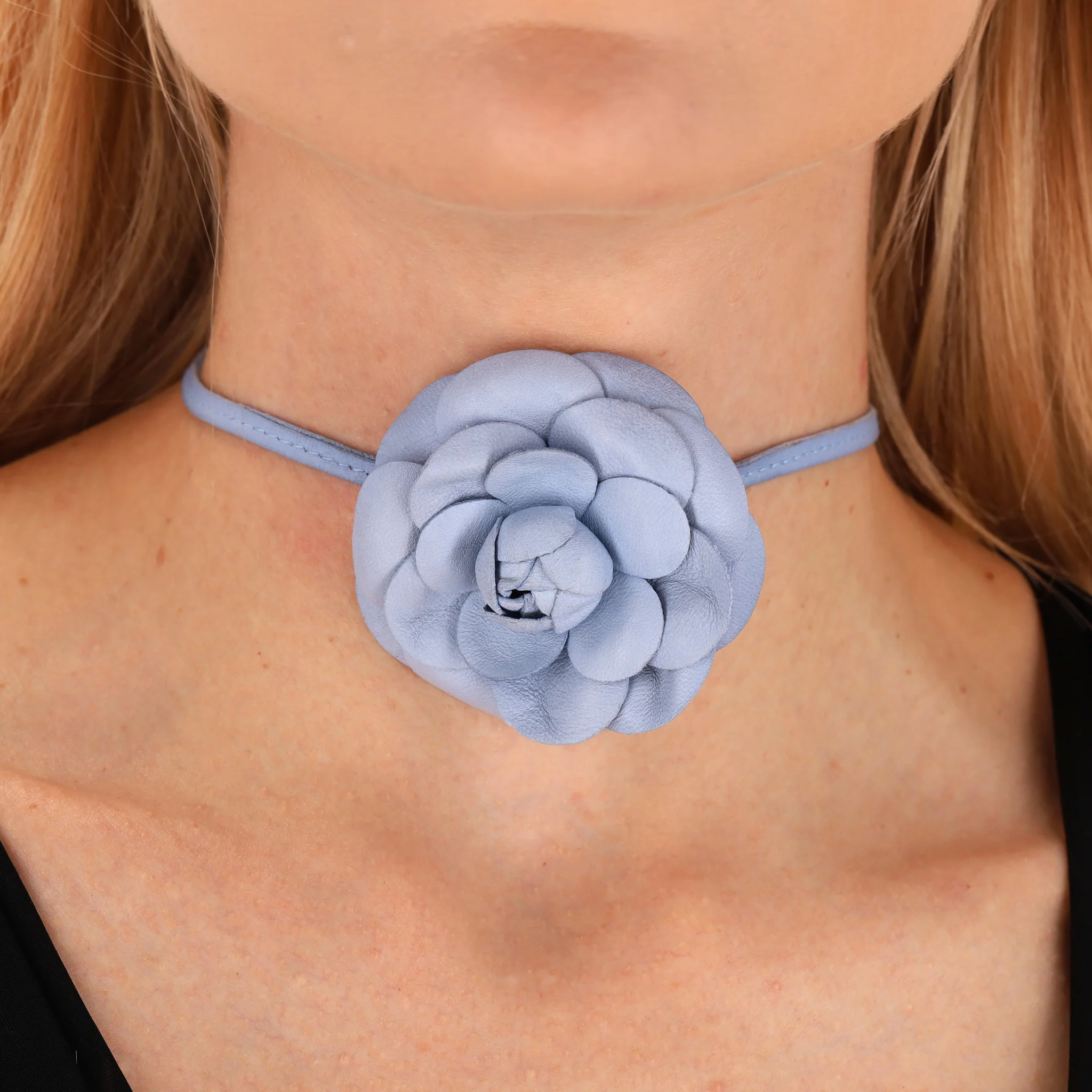 Chanel Camellia Flower Leather Choker Necklace - Image 2