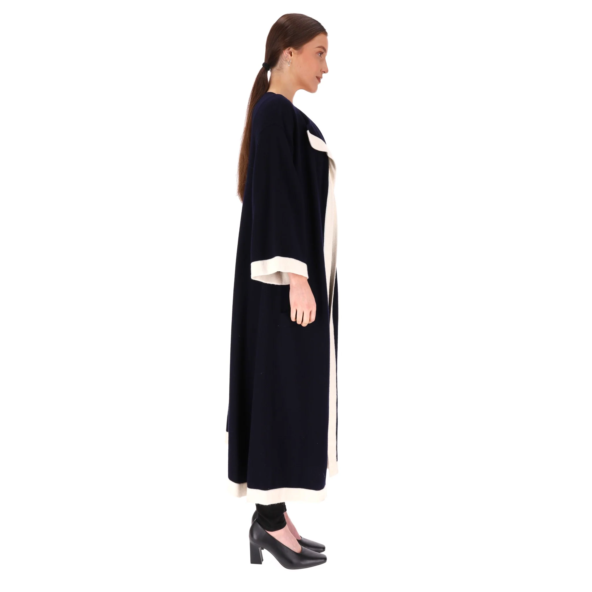 Chanel Cashmere Cardi/Coat With 'CC' Logo Buttons. Size 38FR - Image 3