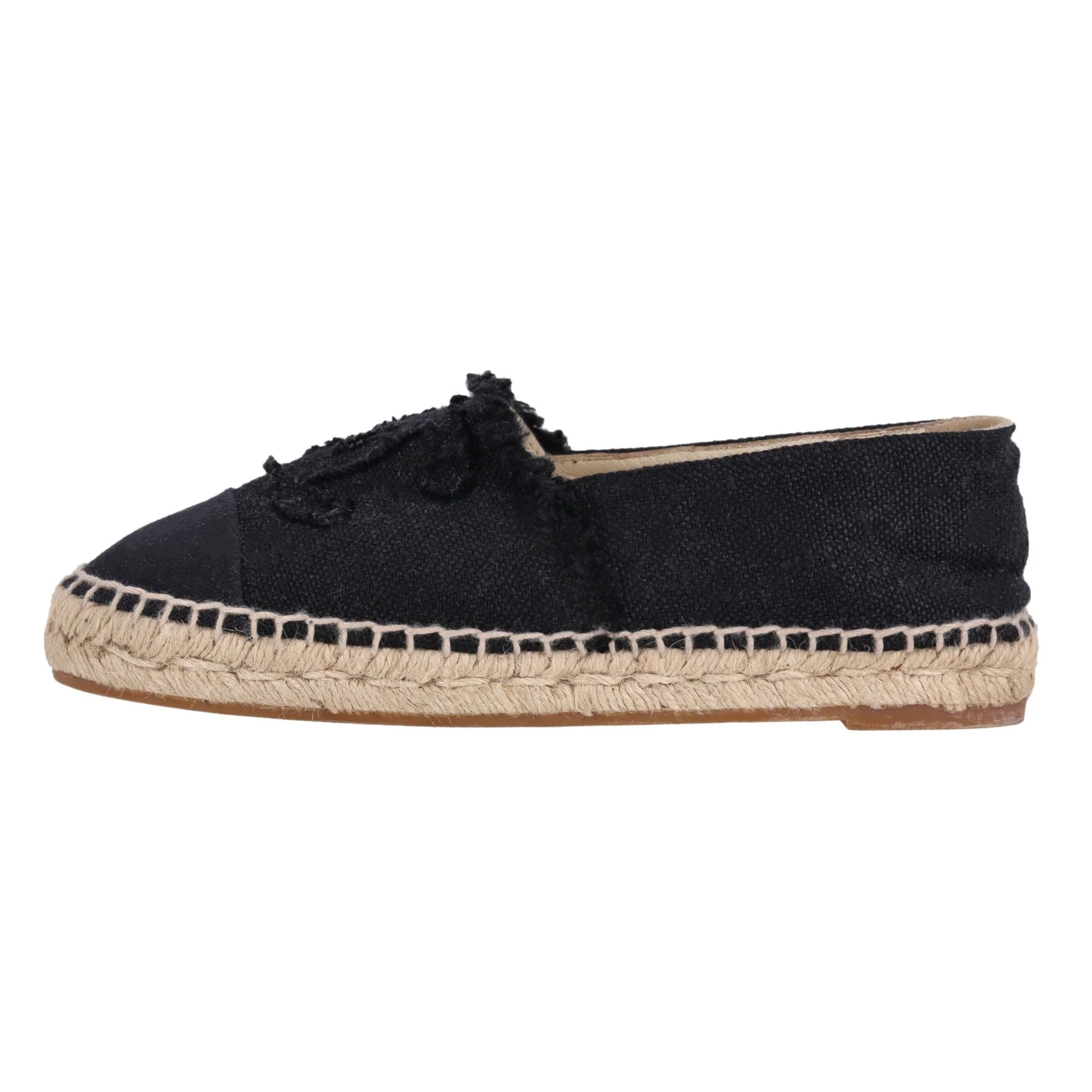 Chanel 'CC' Logo Canvas Espadrilles. Size 35 - Image 2