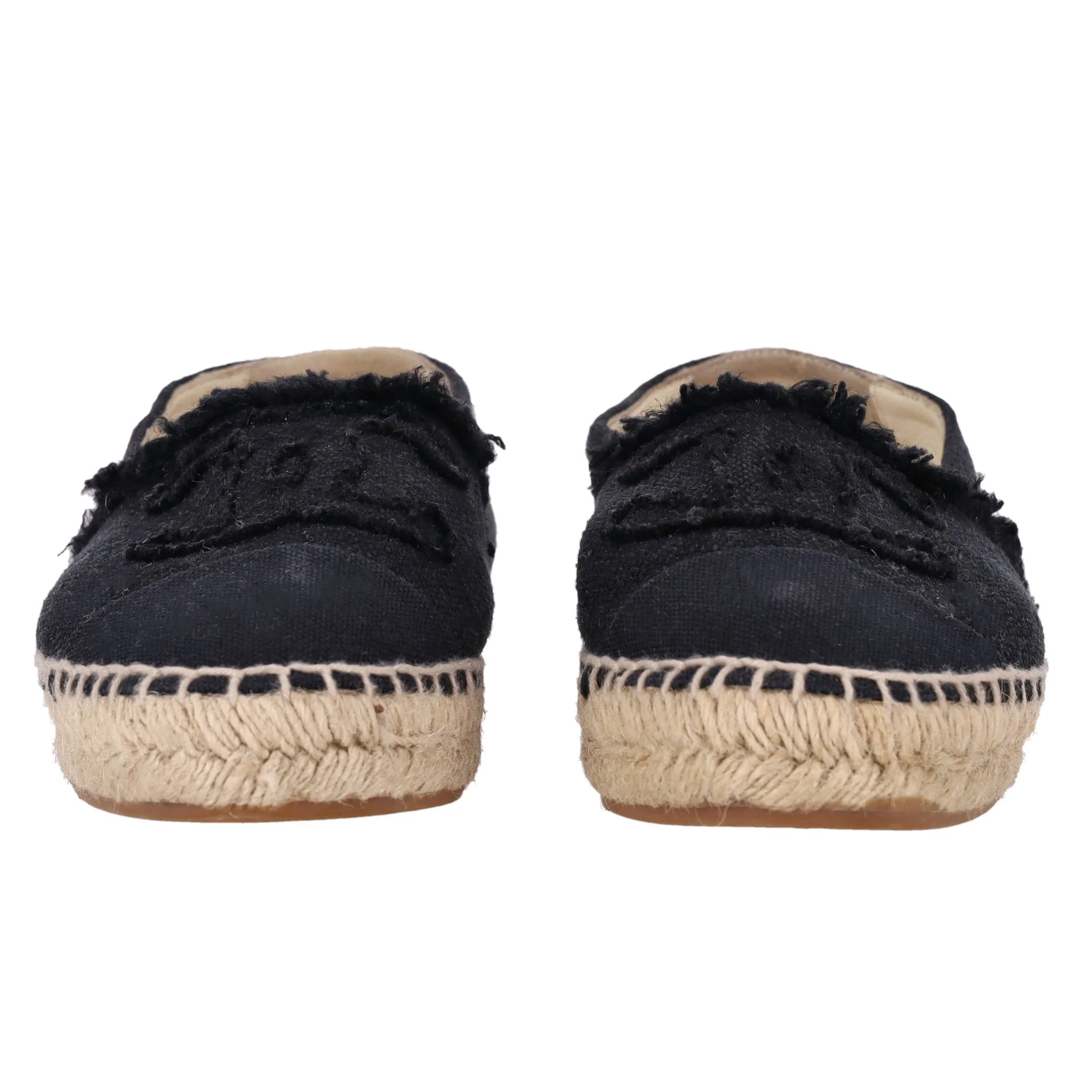 Chanel 'CC' Logo Canvas Espadrilles. Size 35 - Image 4