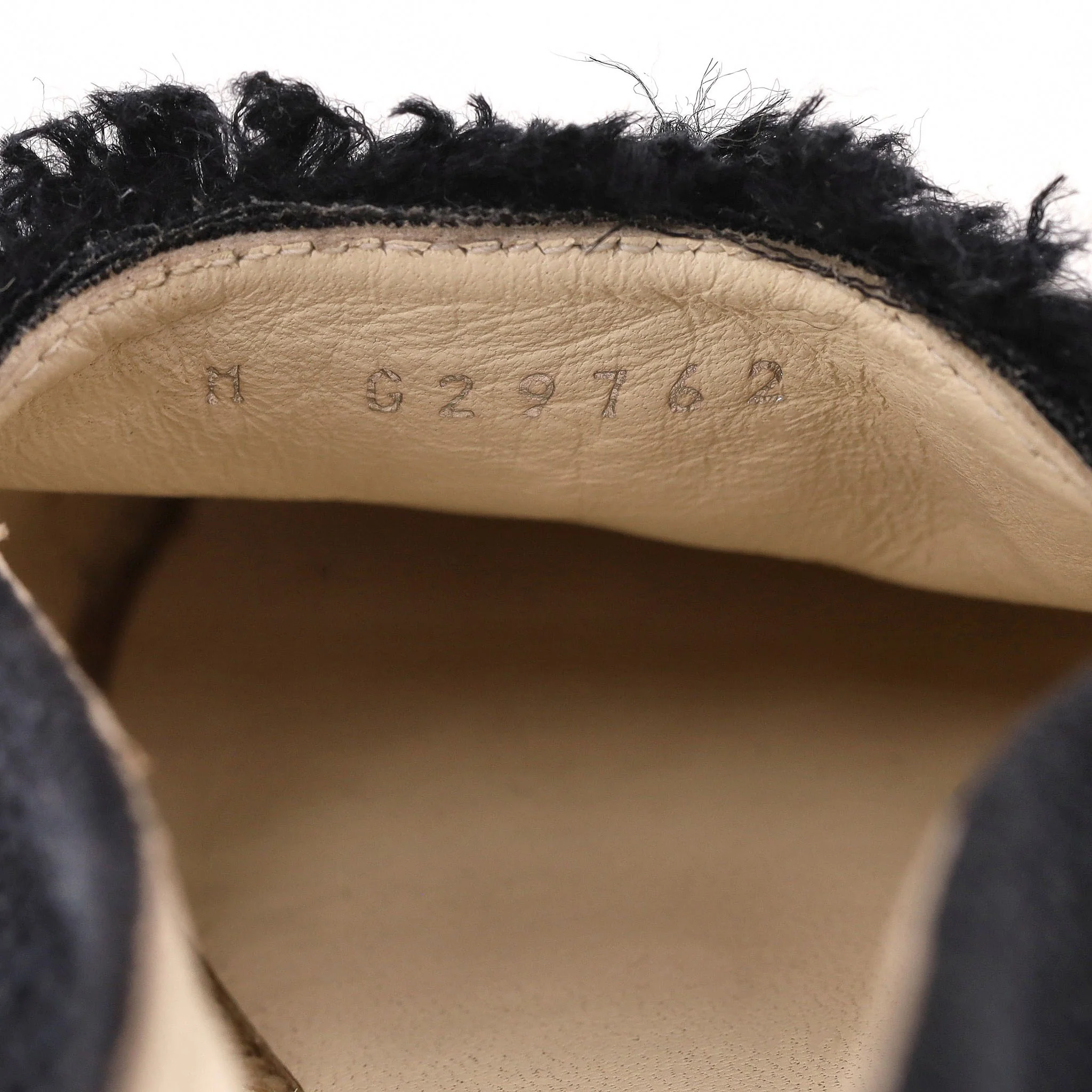 Chanel 'CC' Logo Canvas Espadrilles. Size 35 - Image 9