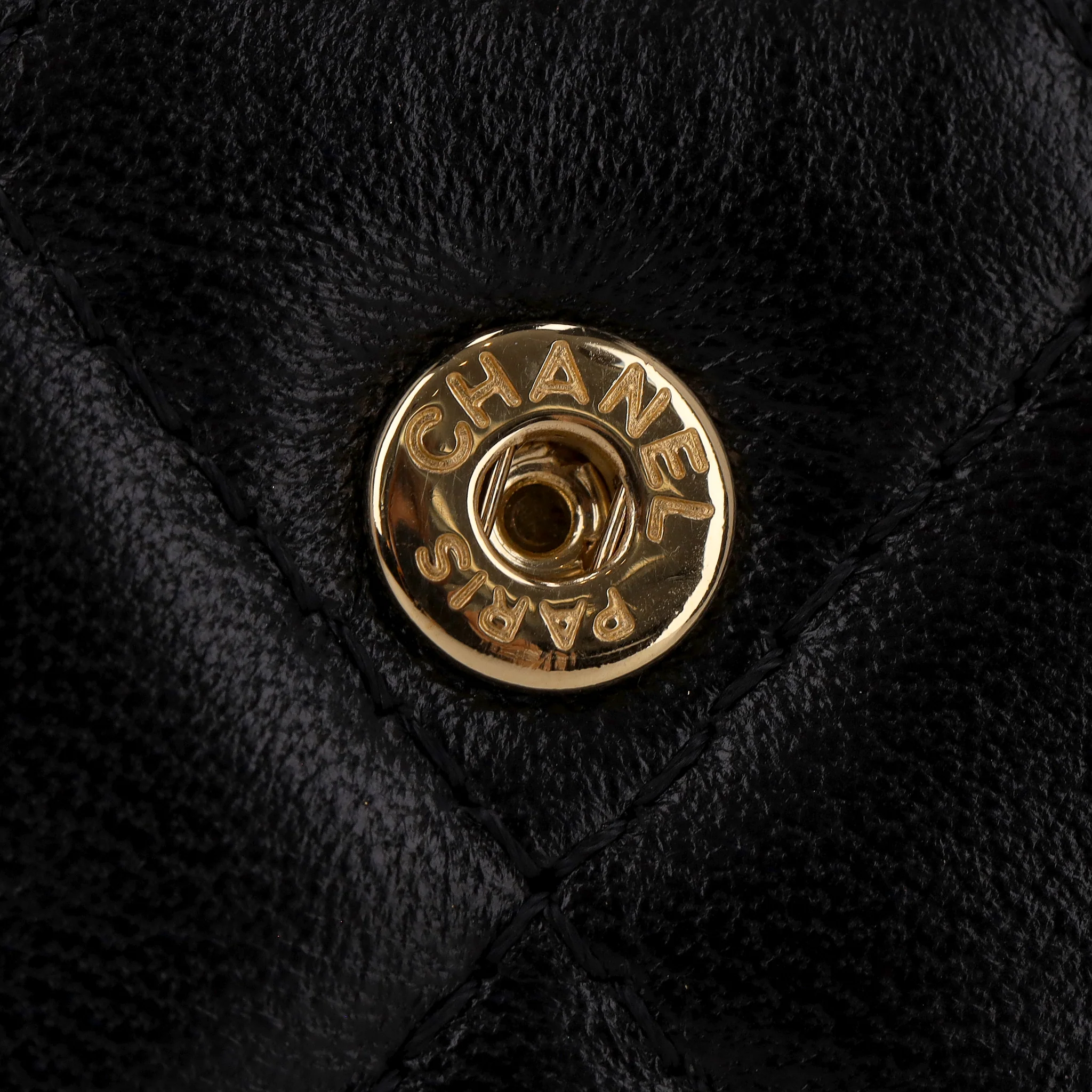 Chanel 'CC' Logo Diamond Quilted Lambskin Leather Card/Wallet On Chain With Ruffled Shoulder Pad - Image 15