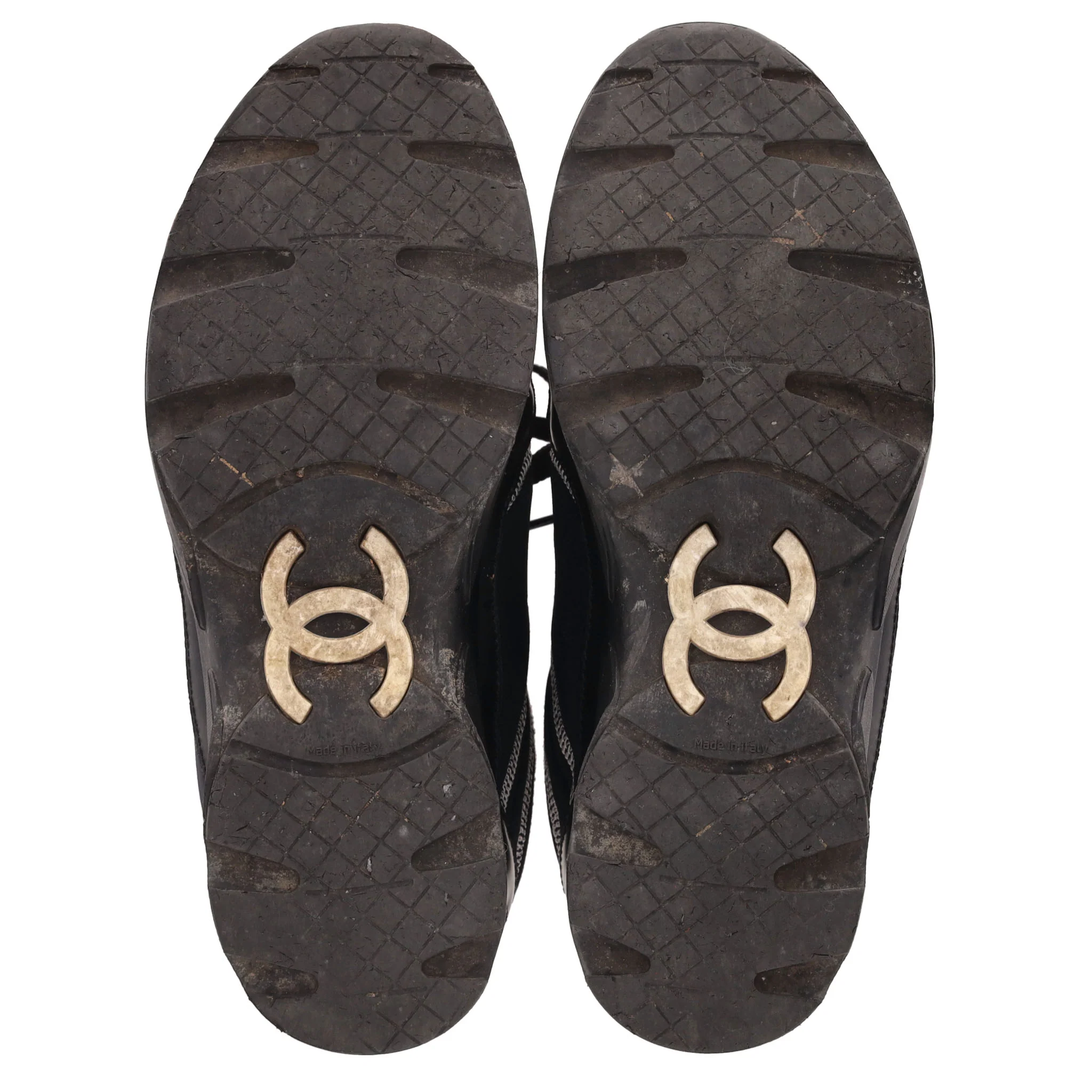 Chanel 'CC' Logo Embroidered Neoprene & Leather Sneakers. Size 36 - Image 5