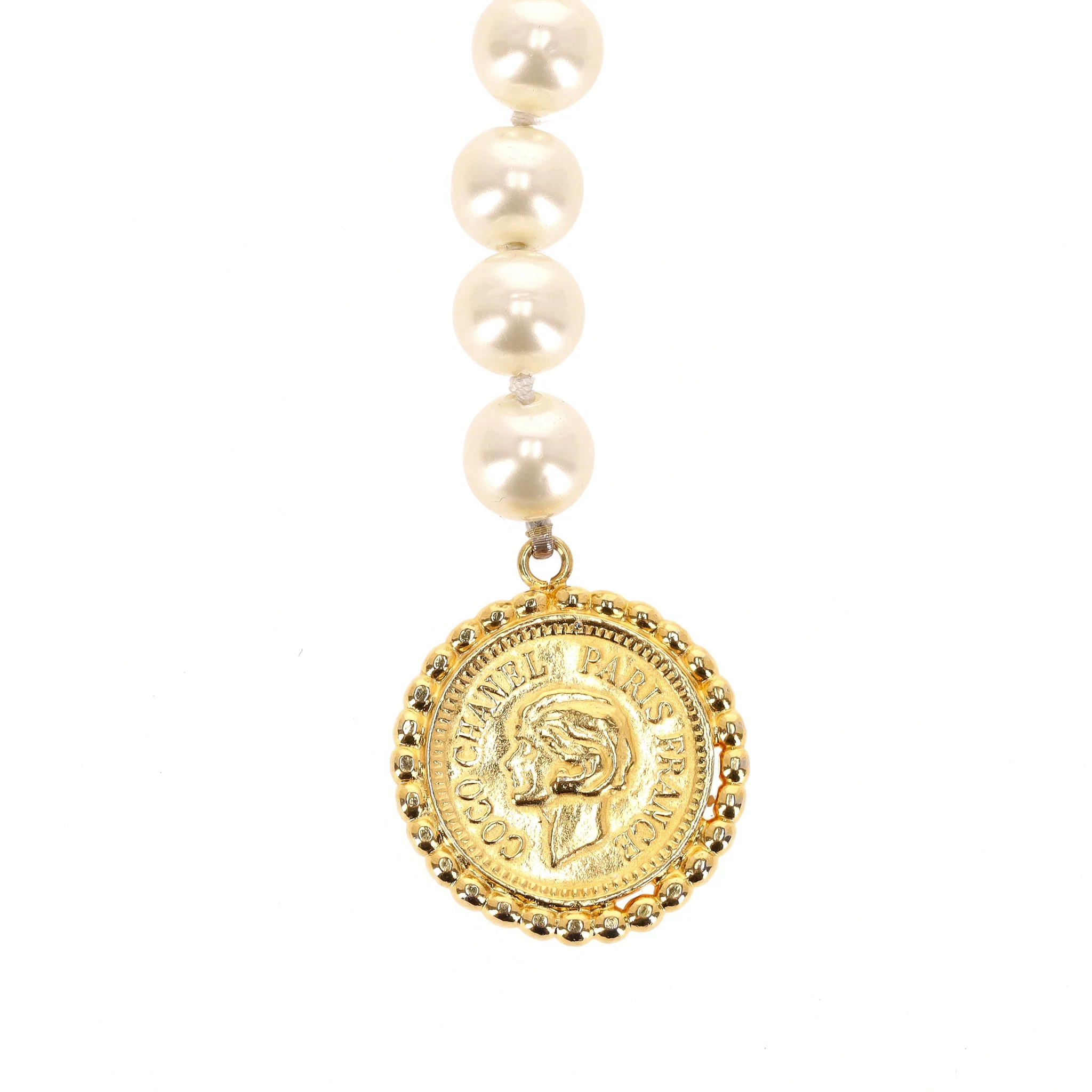Chanel 'CC' Logo Pearl & 24k Gold Plated Chain Multi-Strand Belt - Image 4