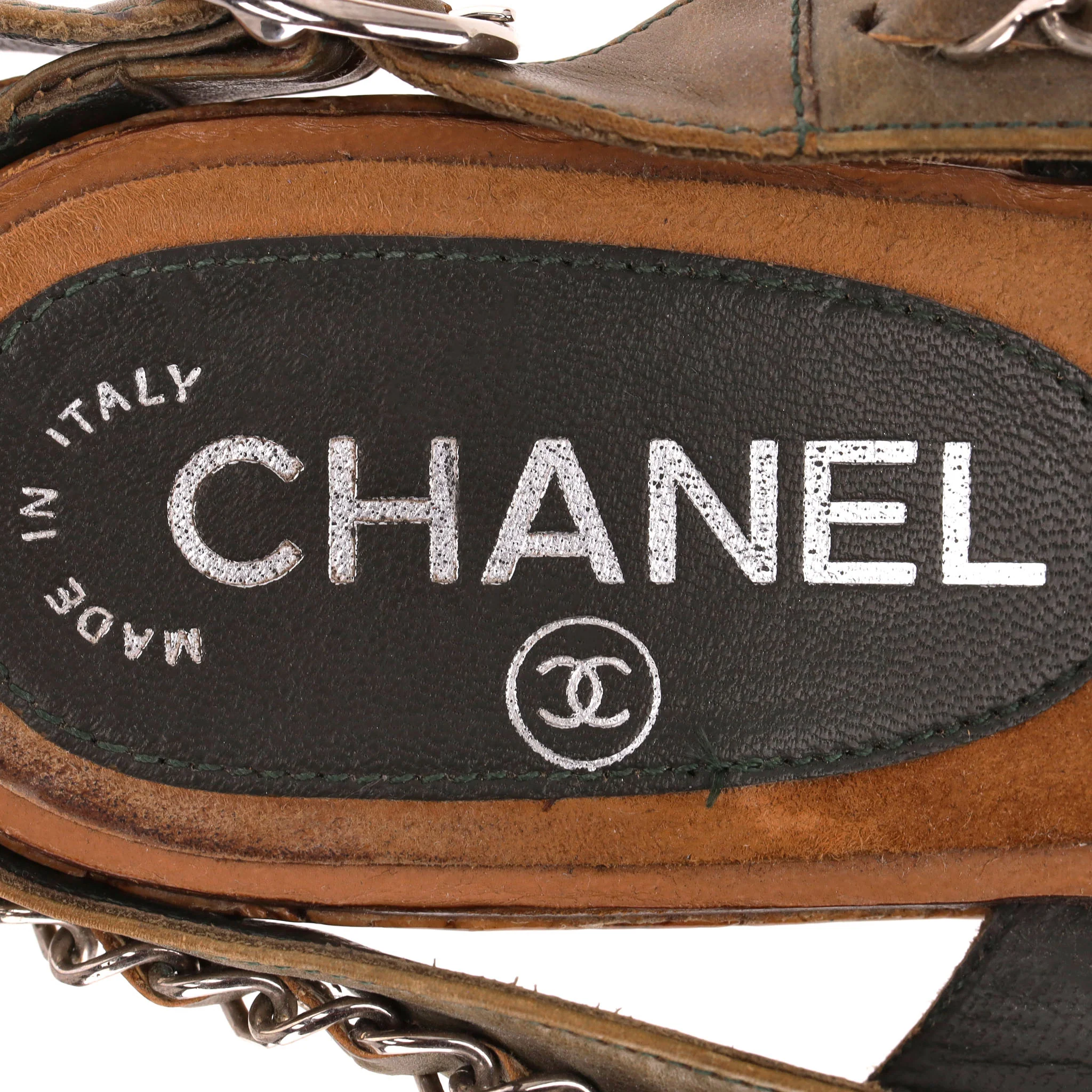Chanel 'CC' Logo & Chain Detail Leather Cork Wedge Sandals. Size 36 - Image 7