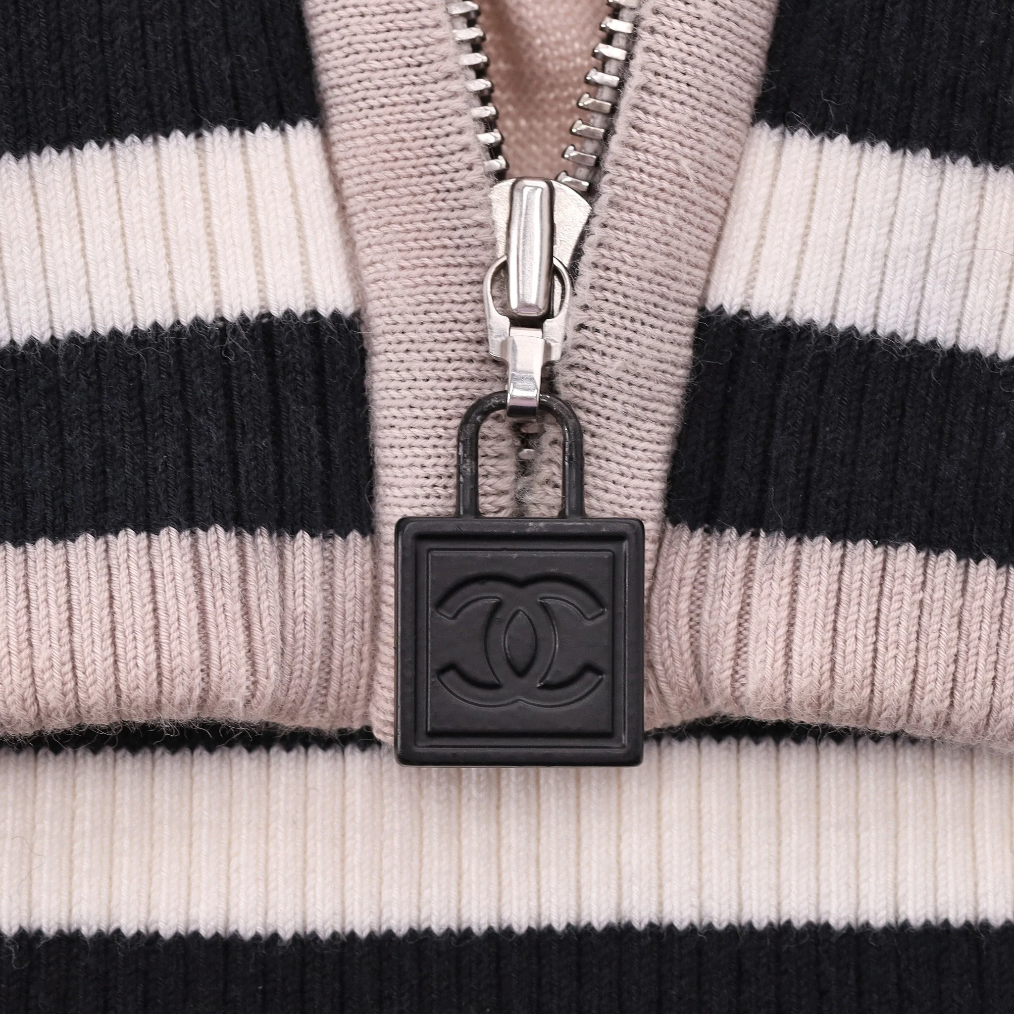 Chanel Cotton Top & Matching Hoodie. Size 40FR - Image 9