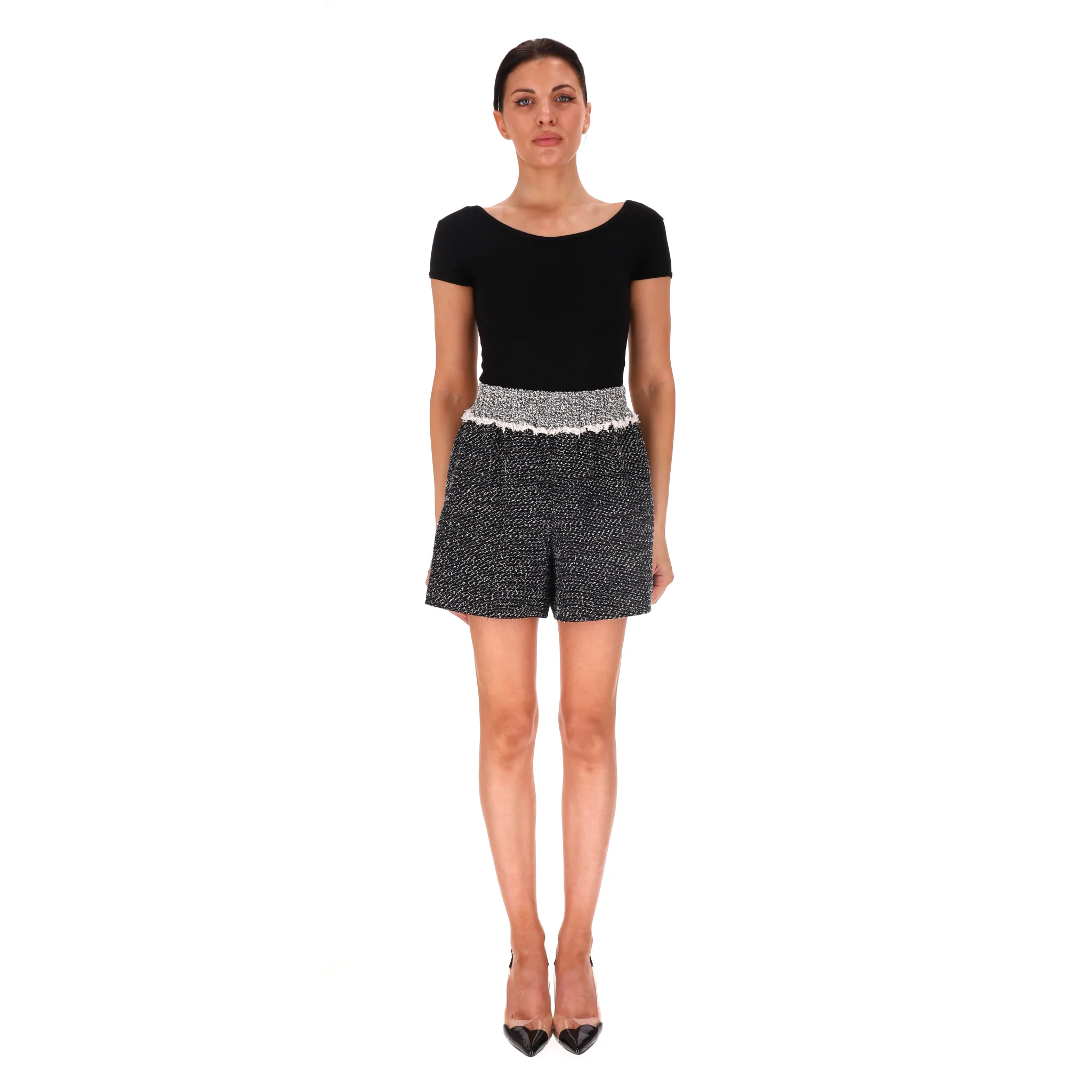 Chanel Cotton Tweed Shorts. Size 34FR - Image 2