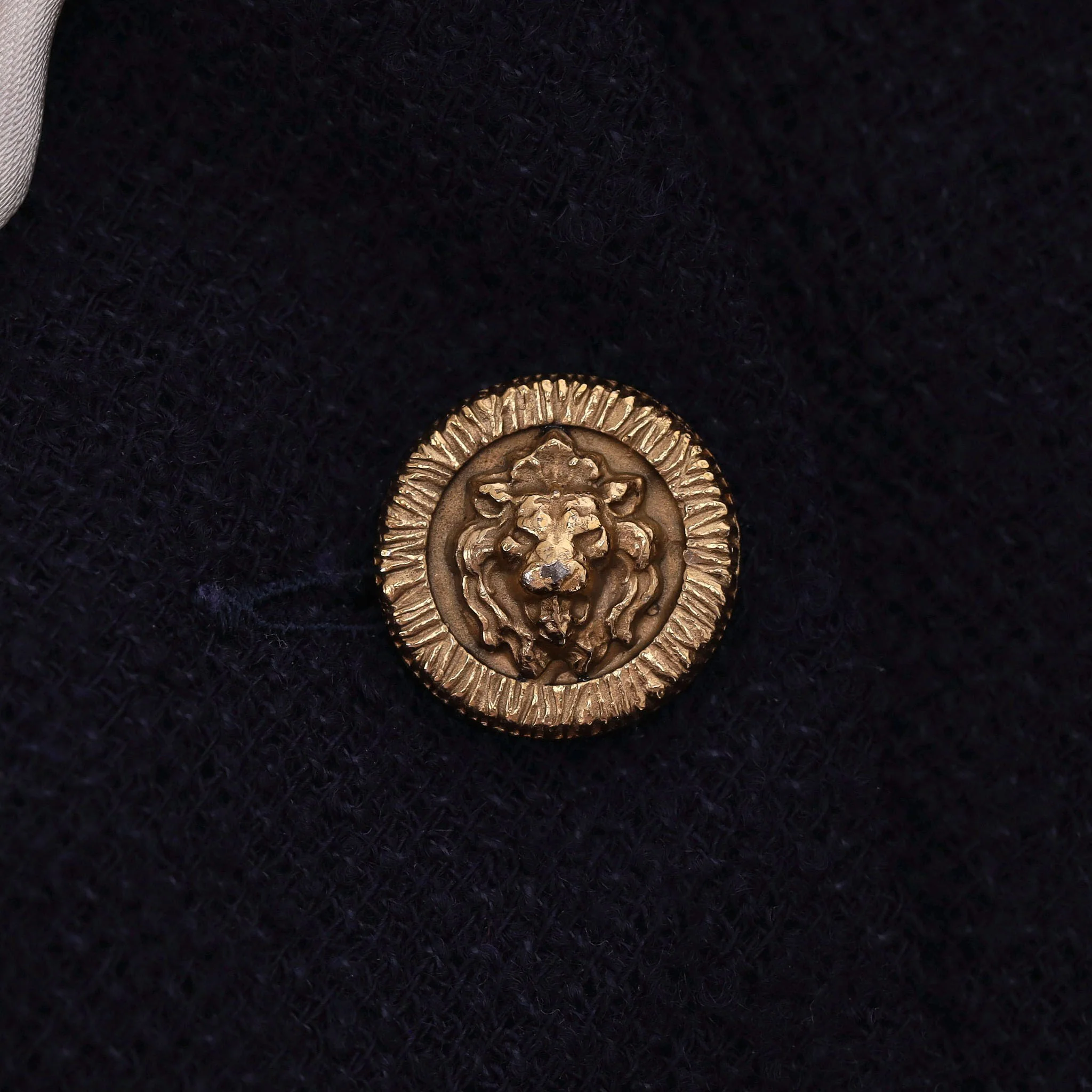 Chanel Creations 1970's Bow Detail Wool Dress With Lion Head Buttons. Size S - Image 5