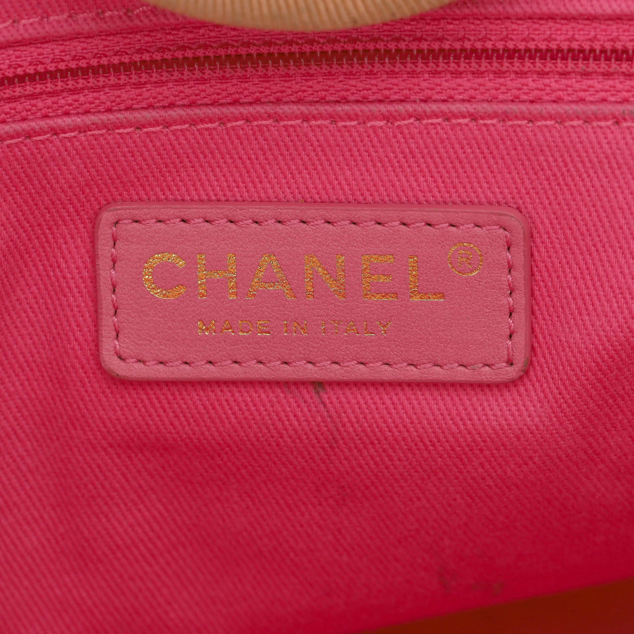 Chanel Cruise 2020 Ltd Edition Striped Raffia Deauville Large Tote Bag - Image 8