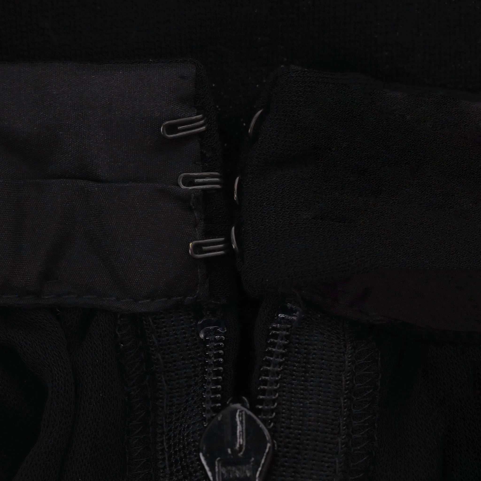 Chanel Cut-Out Shoulders Dress. Size 36FR - Image 6