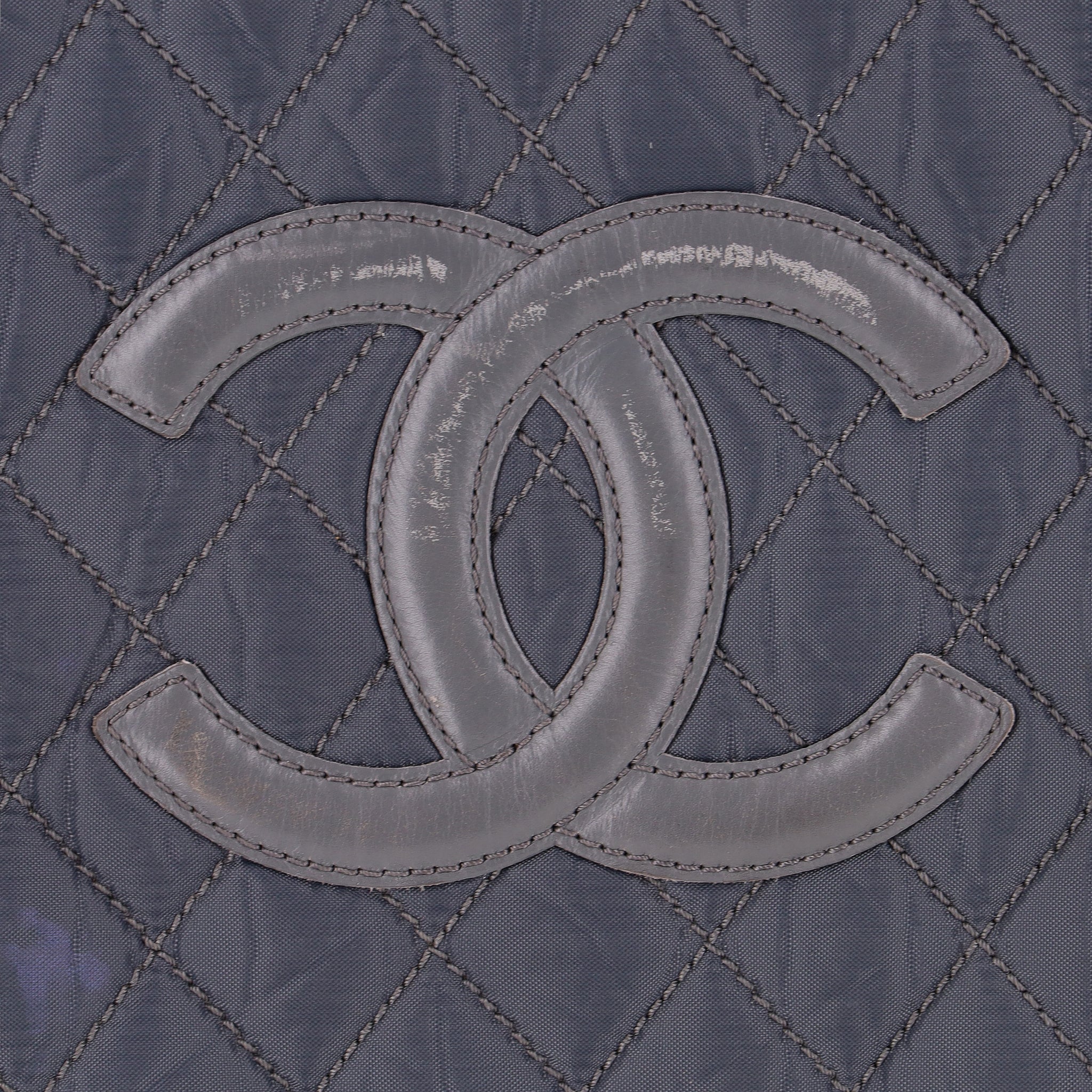 Chanel Diamond Quilted Nylon & Leather 'CC' Trolley Luggage - Image 8