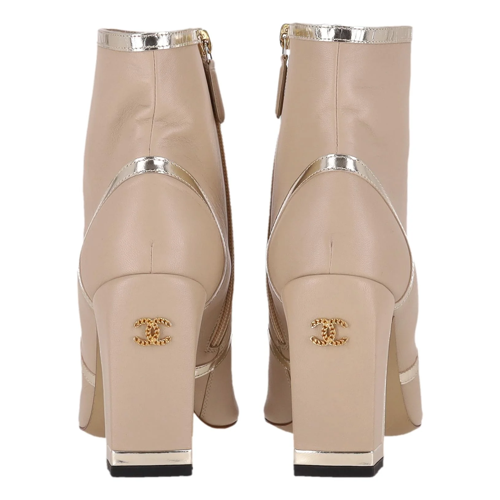 Chanel Lambskin Leather Ankle Boots With Grosgrain Trim & 'CC' Logo Heels. Size 40 - Image 5