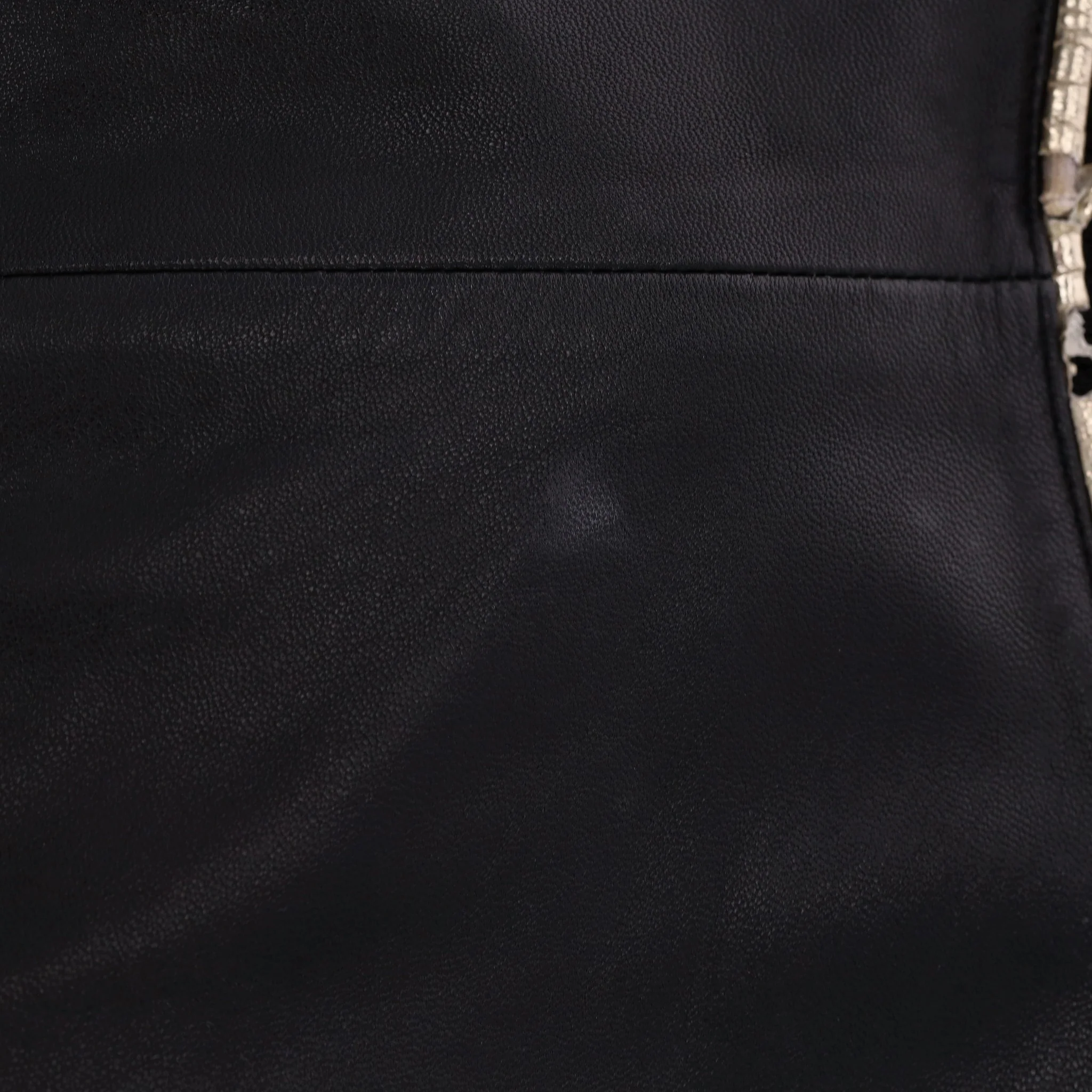 Chanel Leather Bomber Jacket With Pearl Buttons. Size 42IT - Image 13