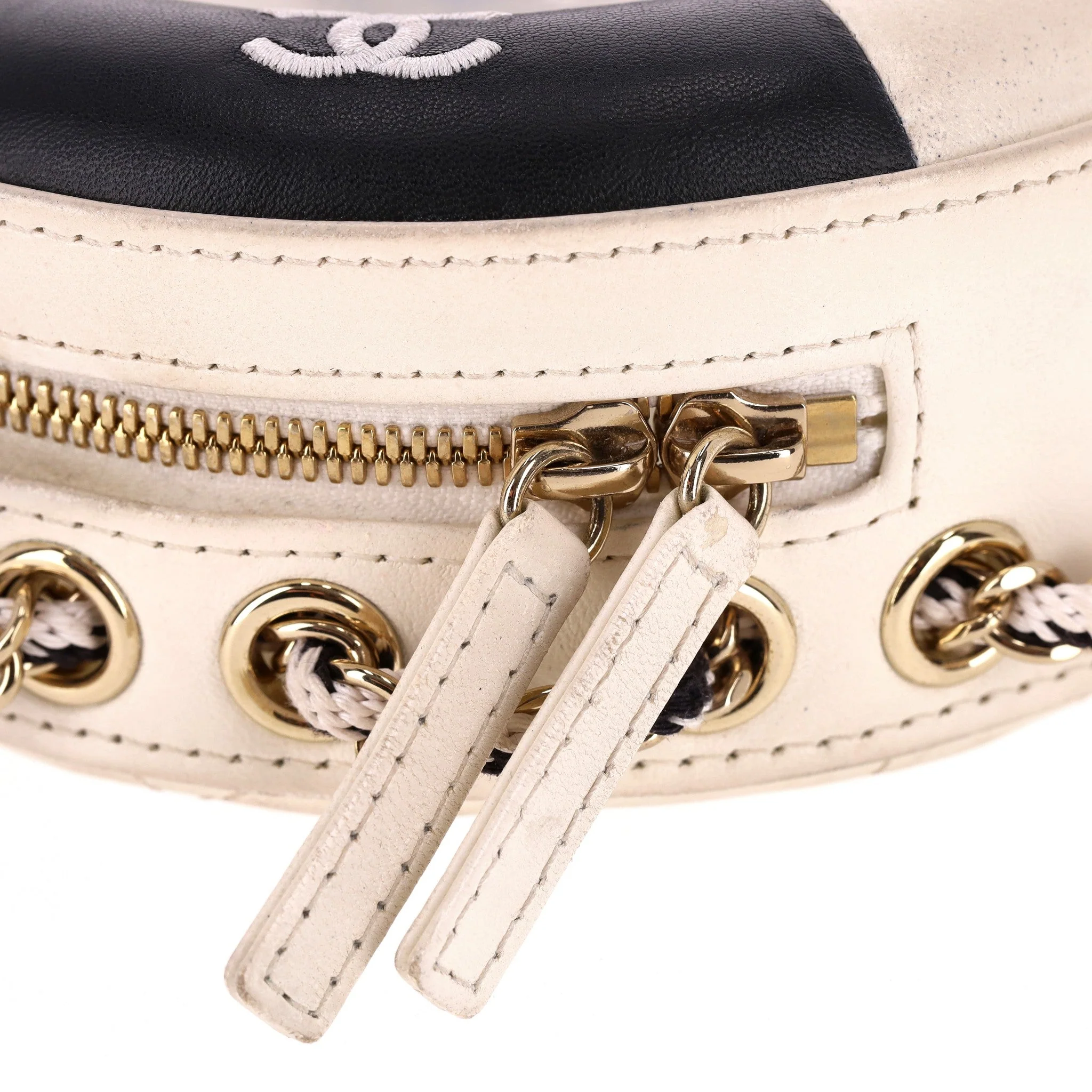 Chanel Limited Edition La Pausa Coco Lifesaver Bag - Image 9