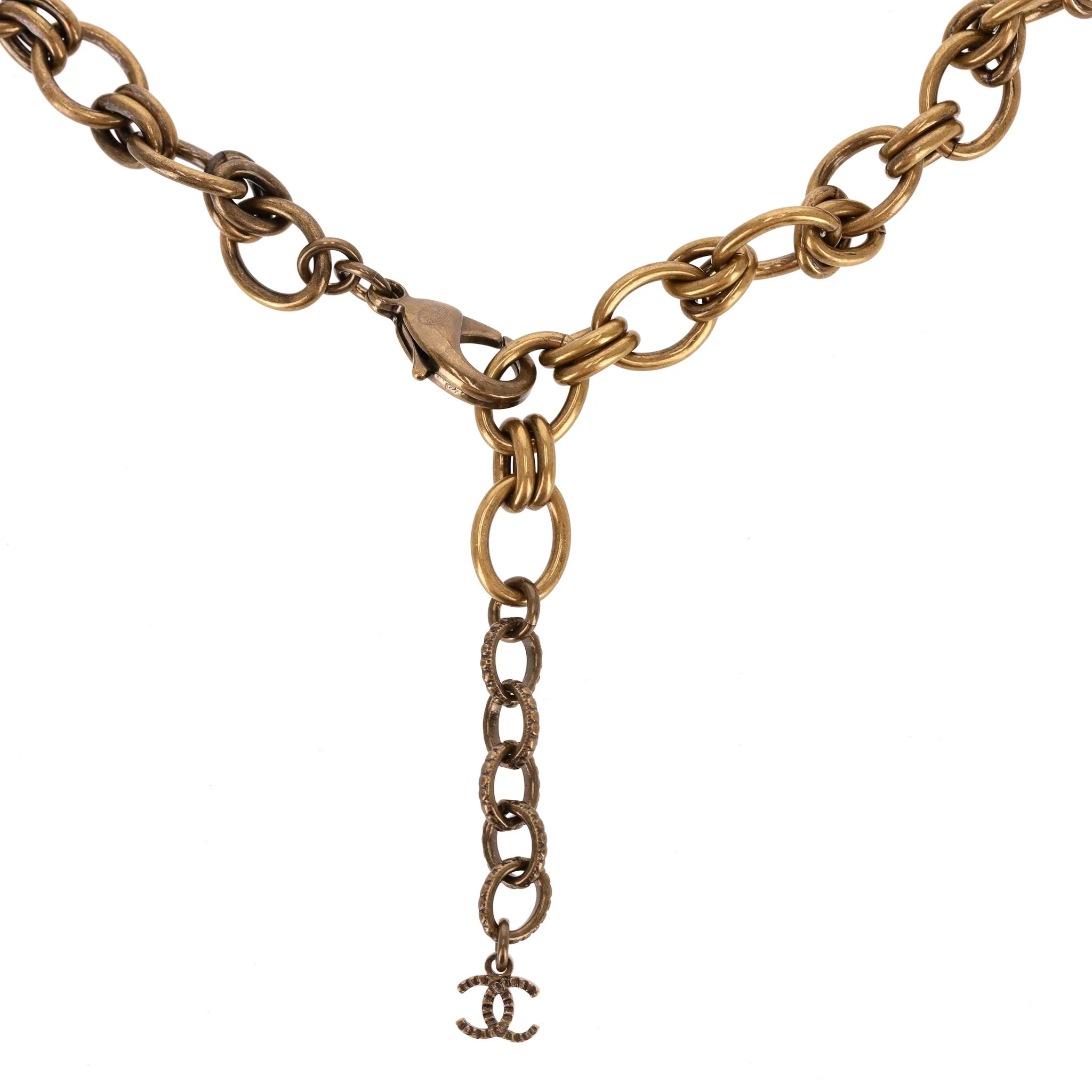 Chanel 'Paris' Antique Gold Strass & Crystal 'CC' Logo Necklace - Image 8