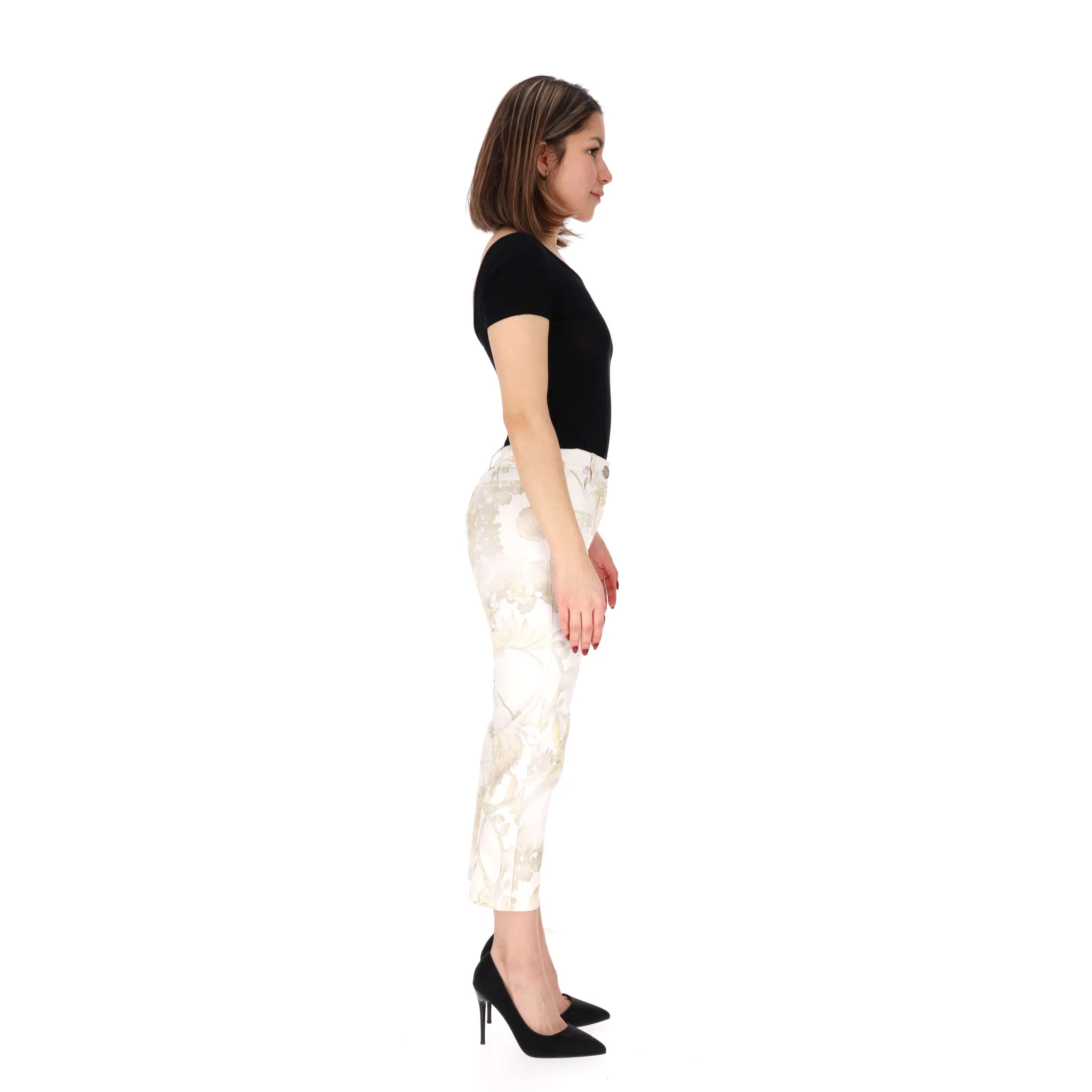 Chanel Paris-Greece Cruise Collection Cropped Jeans. Size 34FR - Image 3