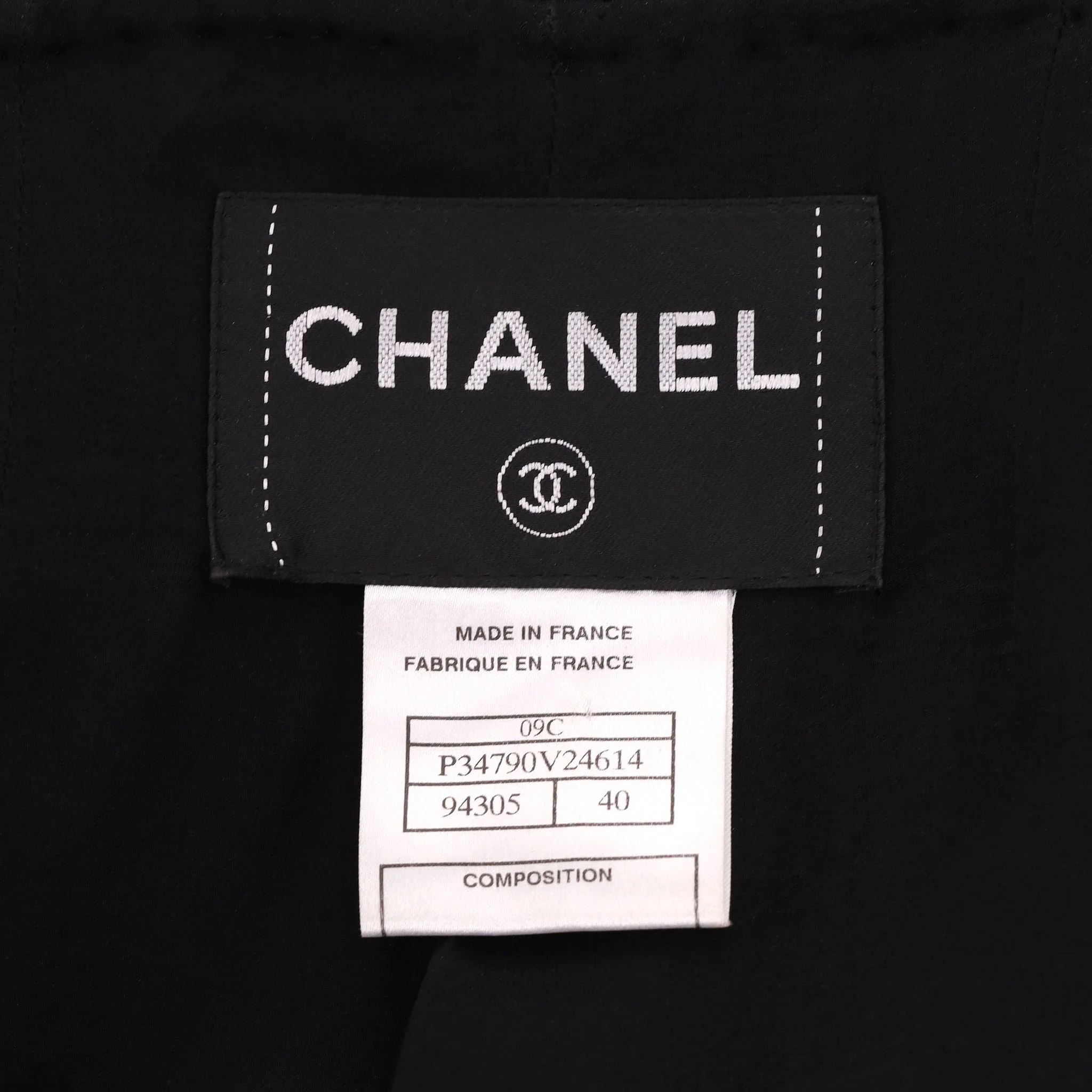 Chanel Paris Miami Wool Tweed Jacket With 'CC' Logo Hearts. Size 40FR - Image 9