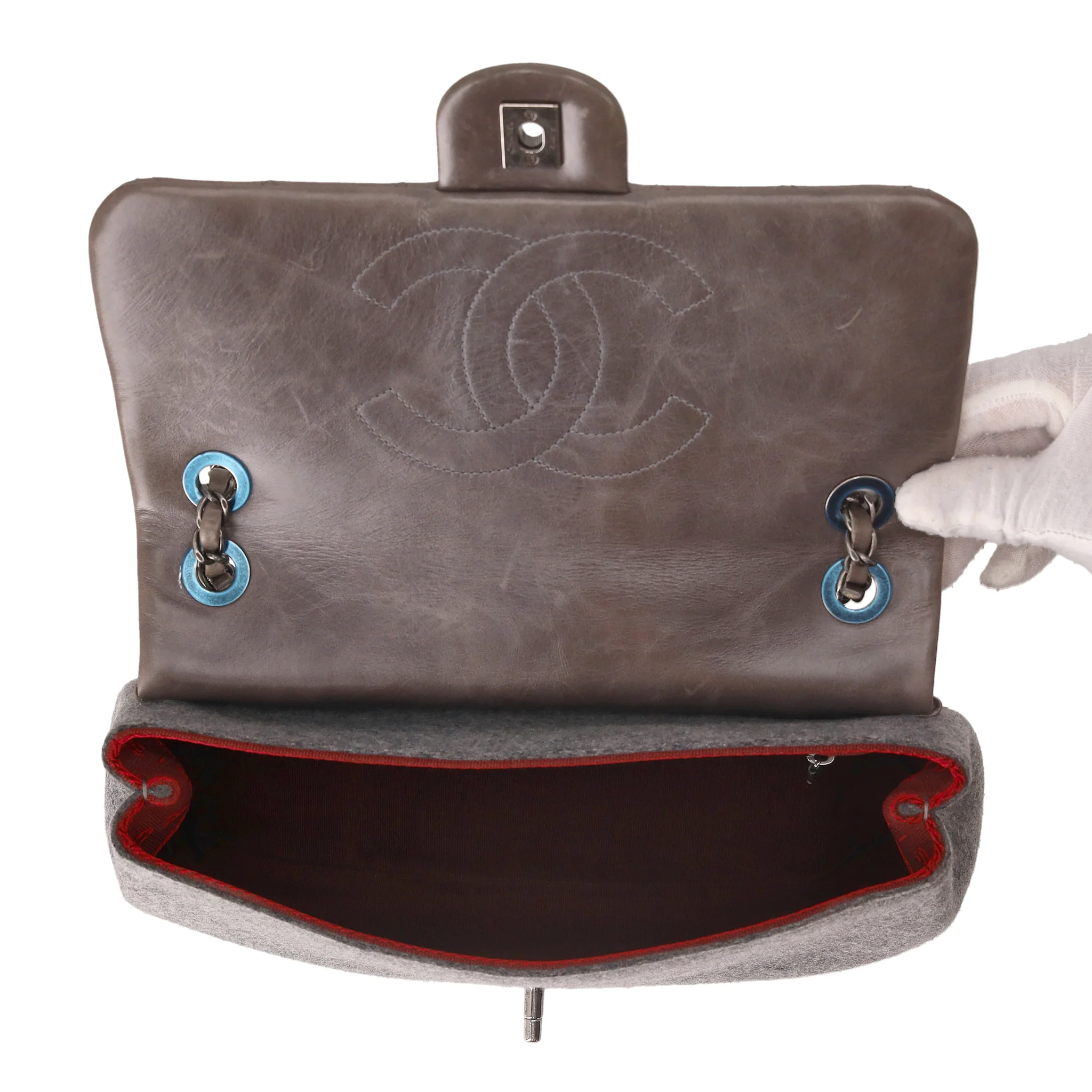 Chanel Paris-Salzburg Métiers d'Art Edelweiss Medium Flap Bag - Image 6