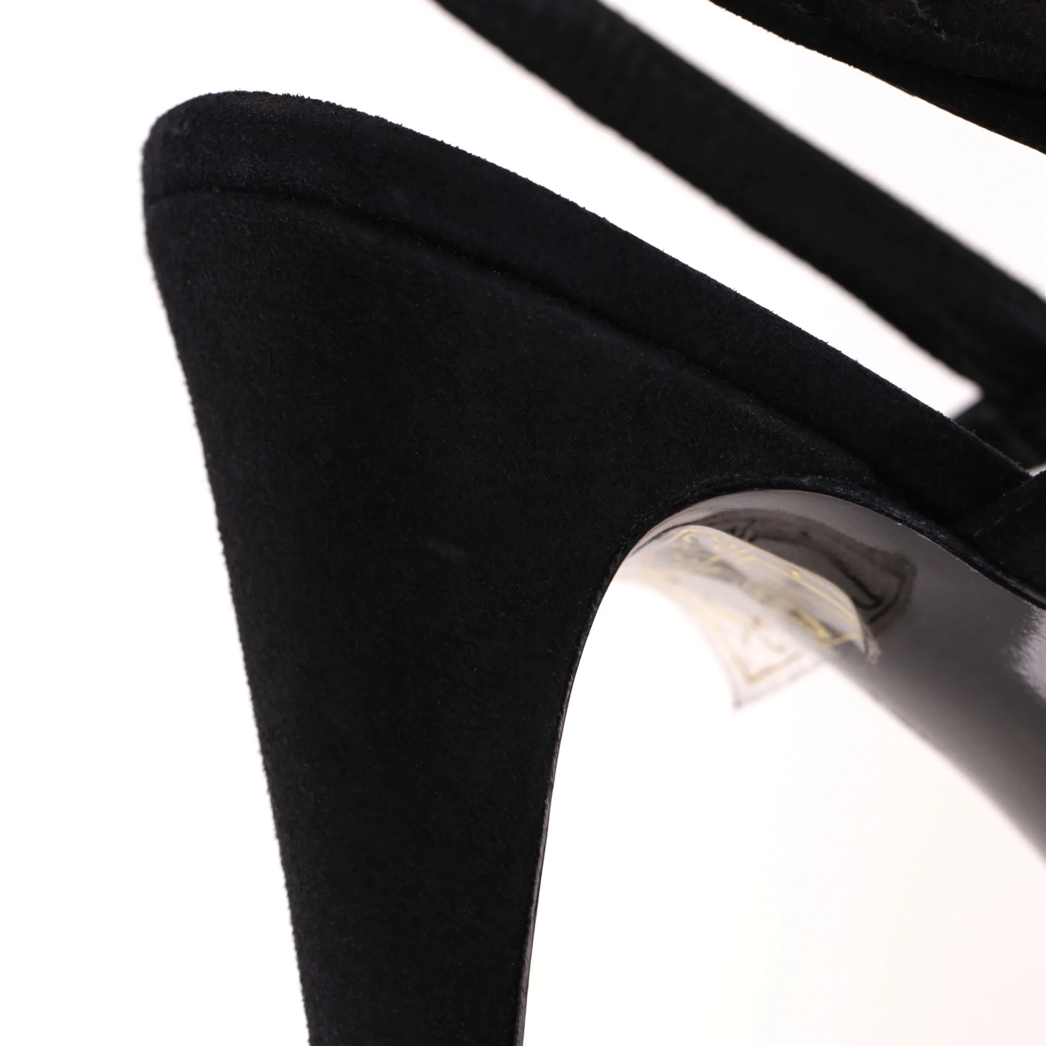 Chanel Suede Pumps With A Metallic 'CC' Logo Cap-Toe. Size 39.5 - Image 13