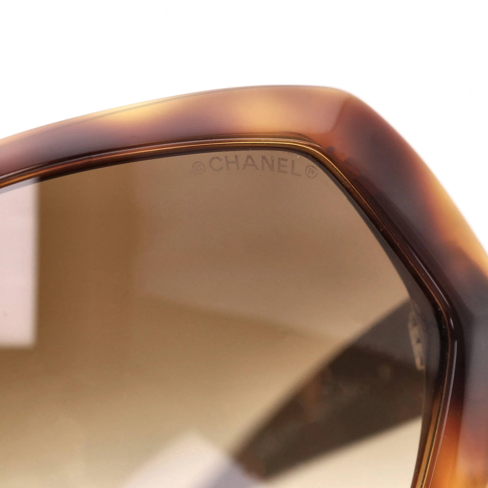Chanel Tortoiseshell Sunglasses - Image 5