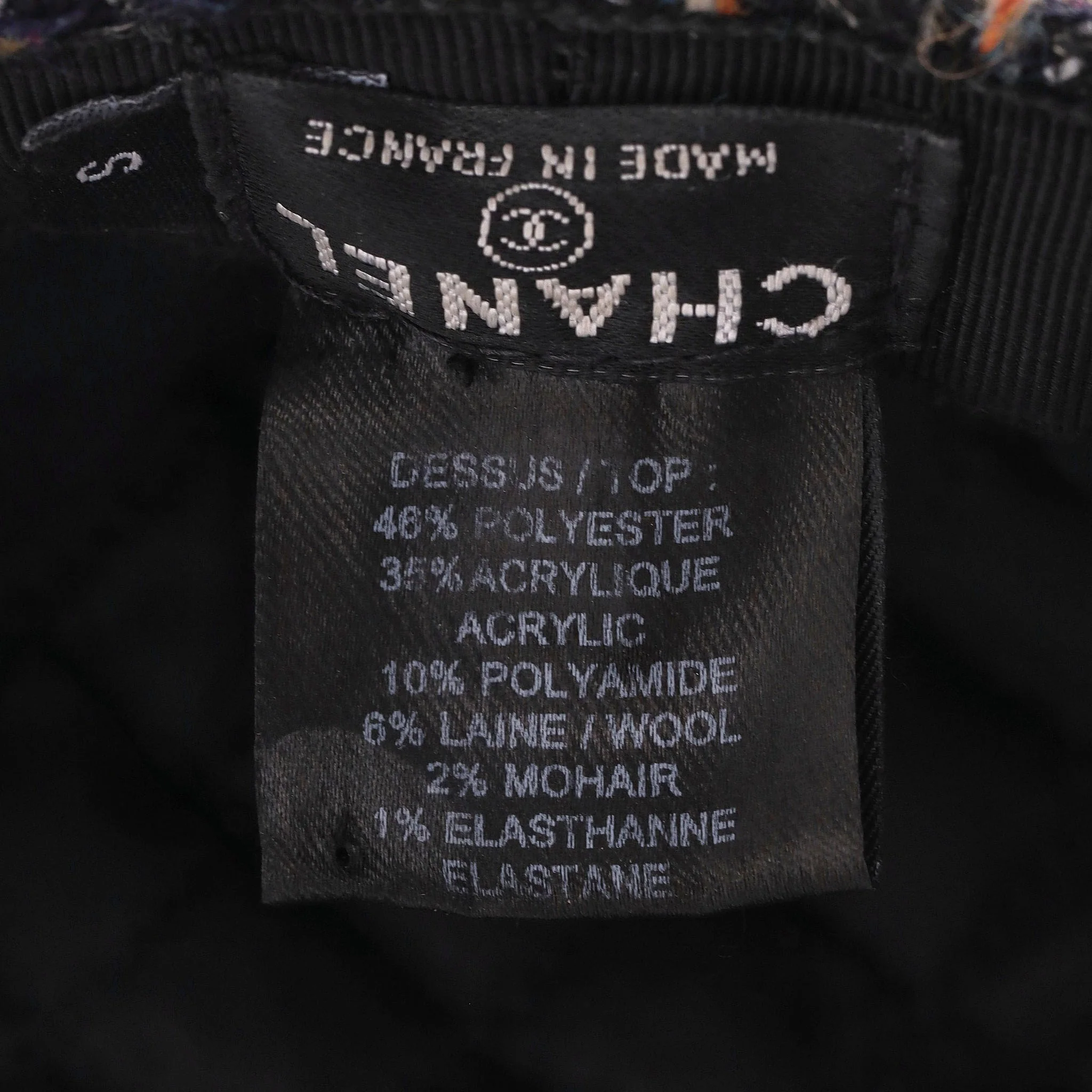 Chanel Tweed Cap With 'CC' Logo Detail - Image 8
