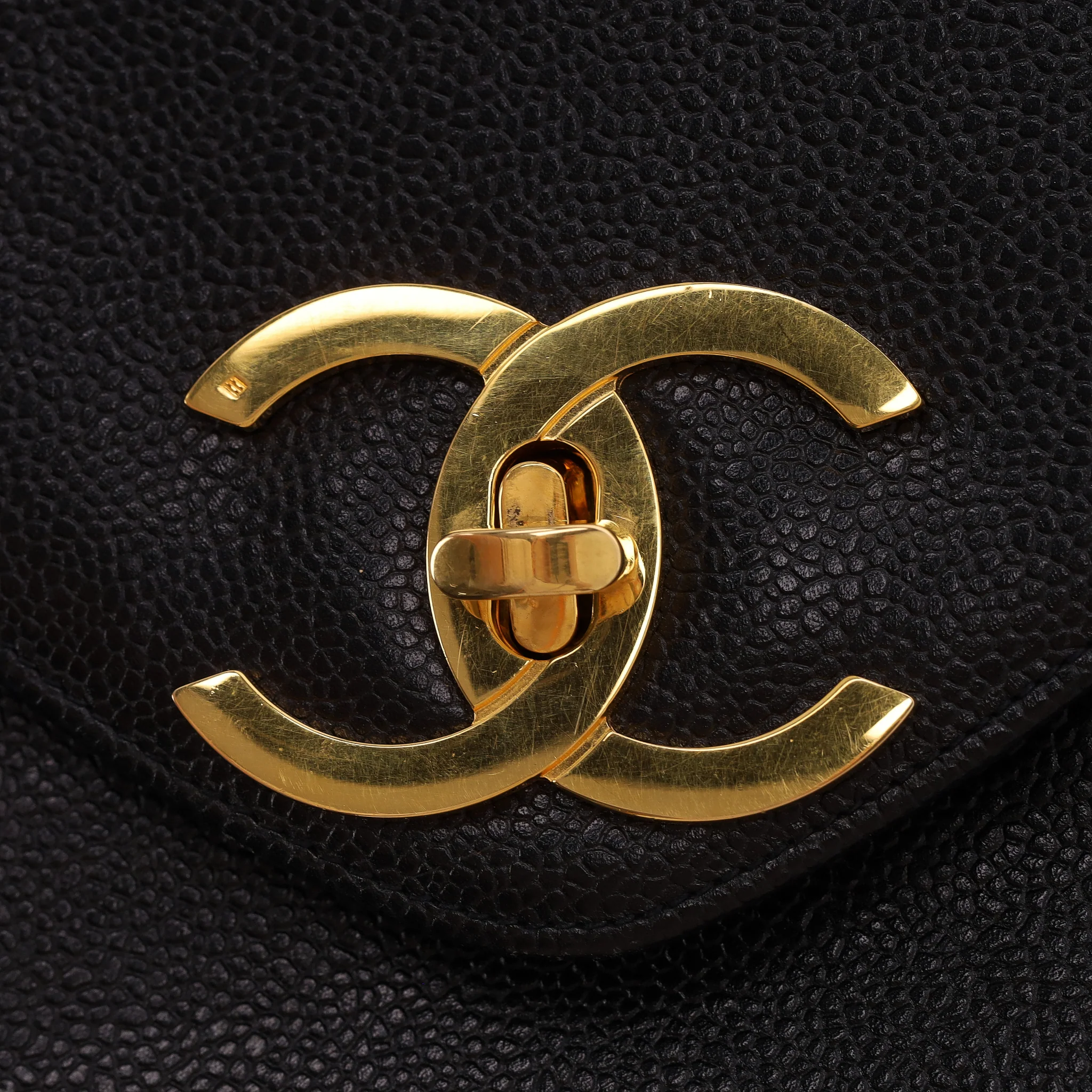 Chanel Vintage 1990's Supermodel Leather XXL Tote Bag - Image 6