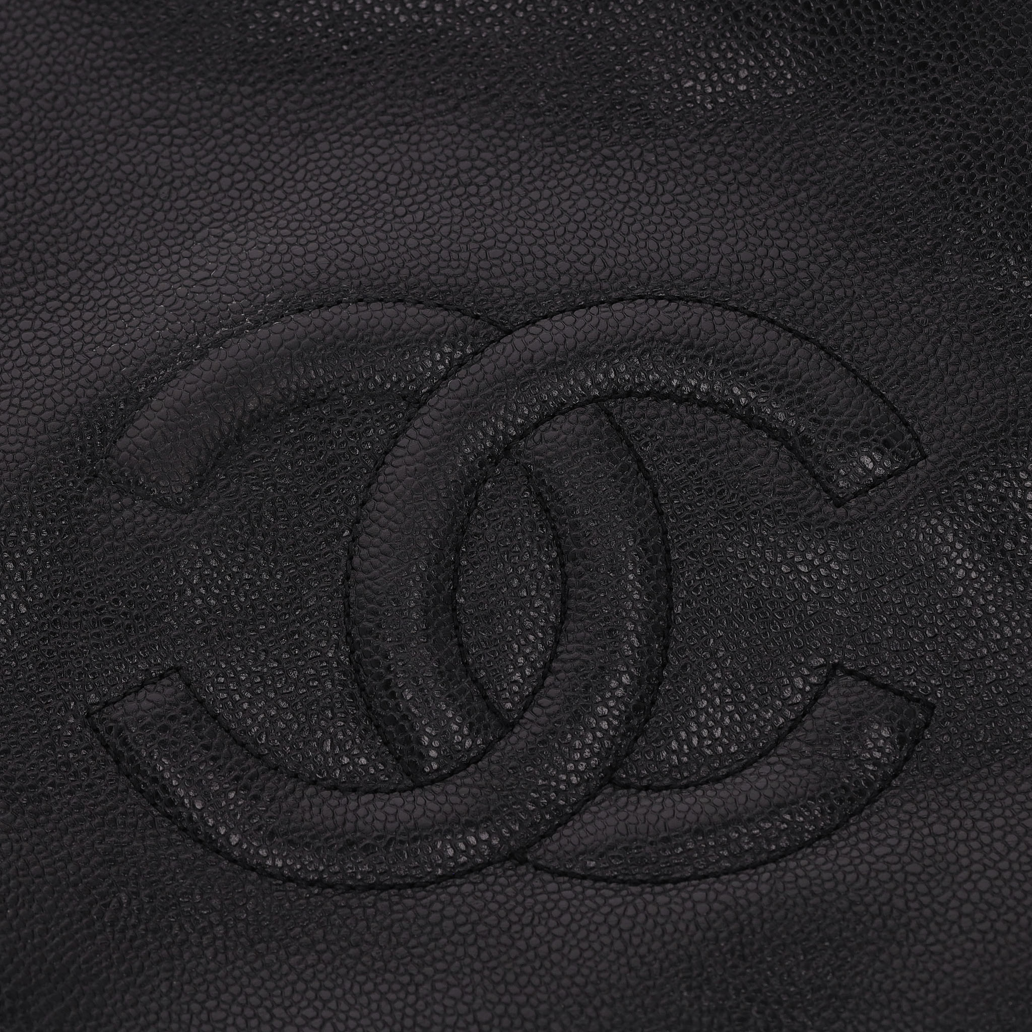 Chanel Vintage 1990's Supermodel Leather XXL Tote Bag - Image 7