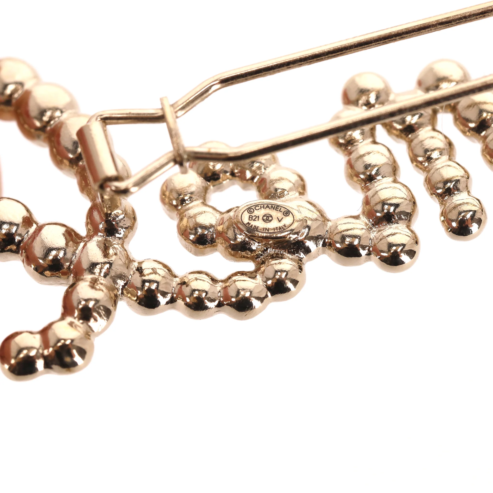 Chanel Word Logo Glass Pearl & Crystal Hair Clip - Image 4