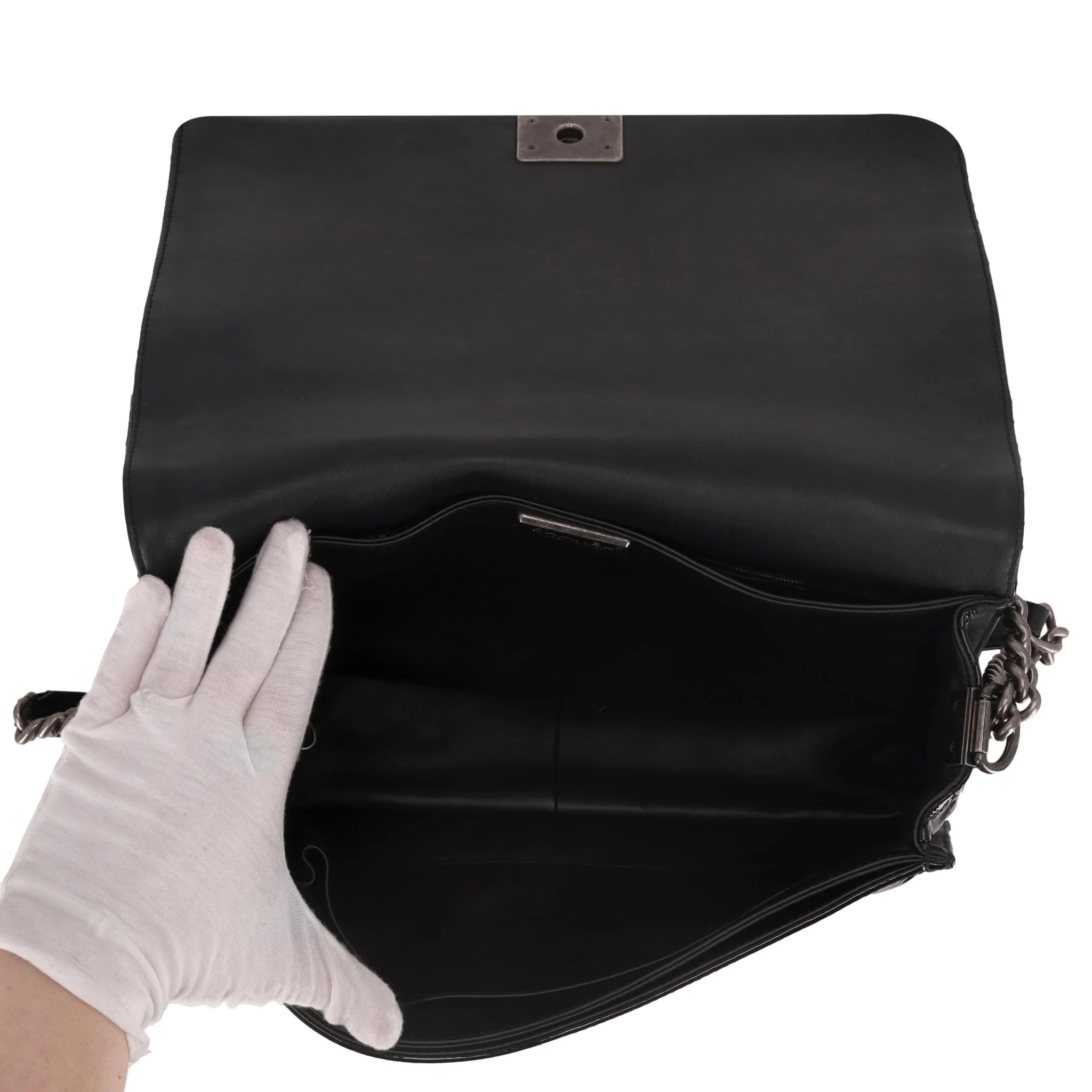 Chanel X/L Boy Bag In Alligator Skin & Patent Leather - Image 6