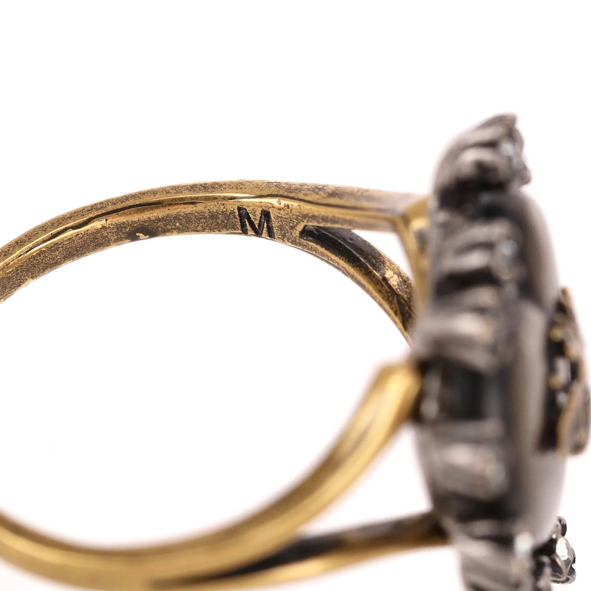 Dior Crystal Heart-Shaped Bee Ring - Image 7
