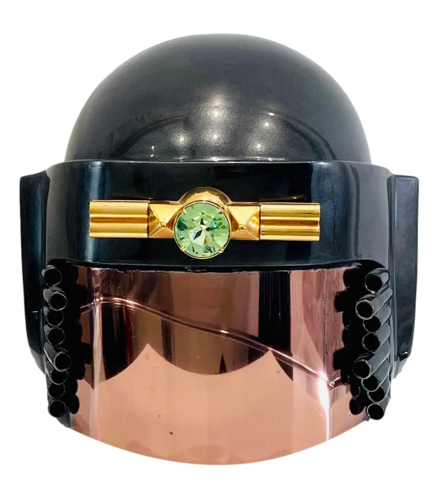 Mawi Ltd Edition Skate Board & Matching Helmets - Image 3