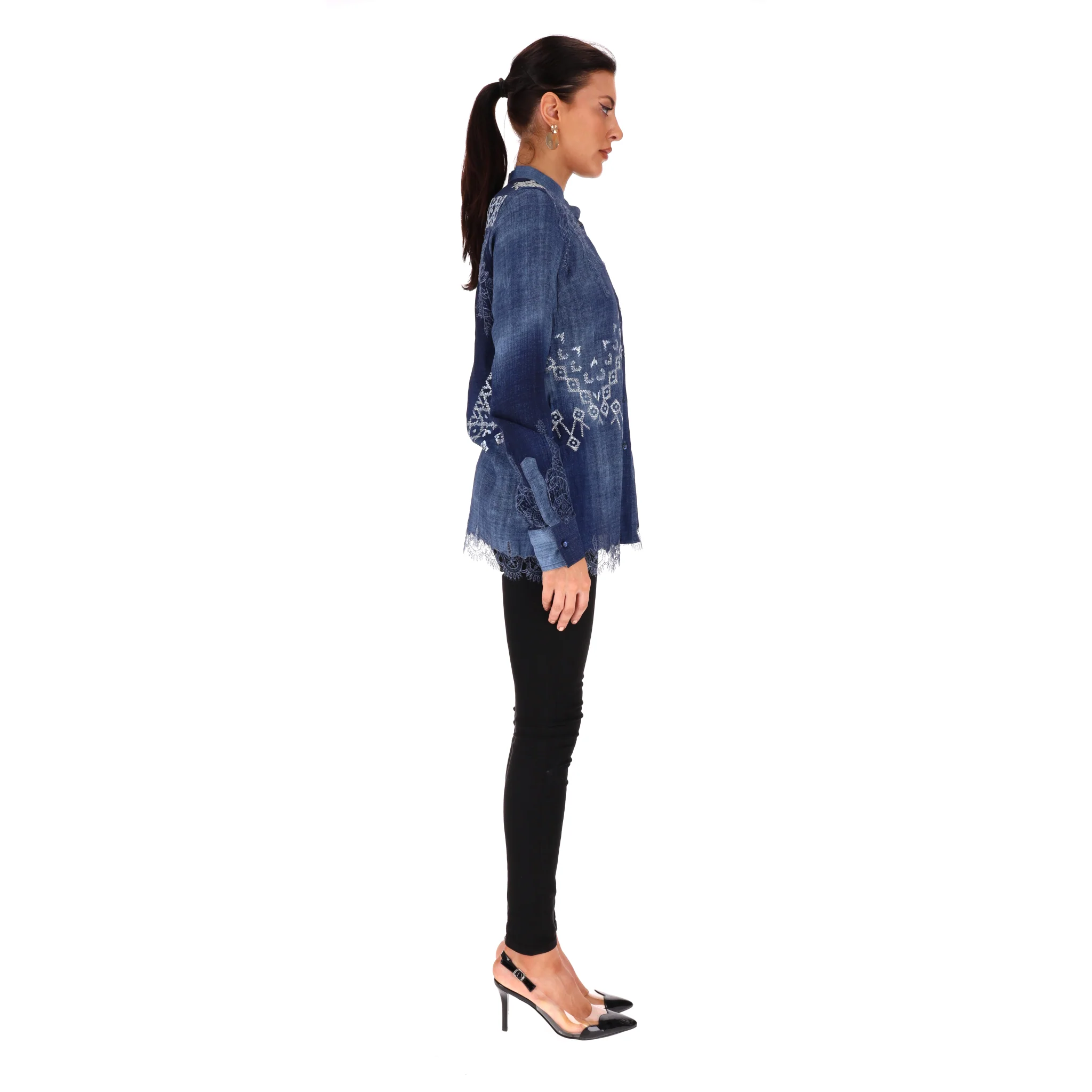 Ermanno Scervino Lace Embellished Shirt. Size 44IT - Image 3