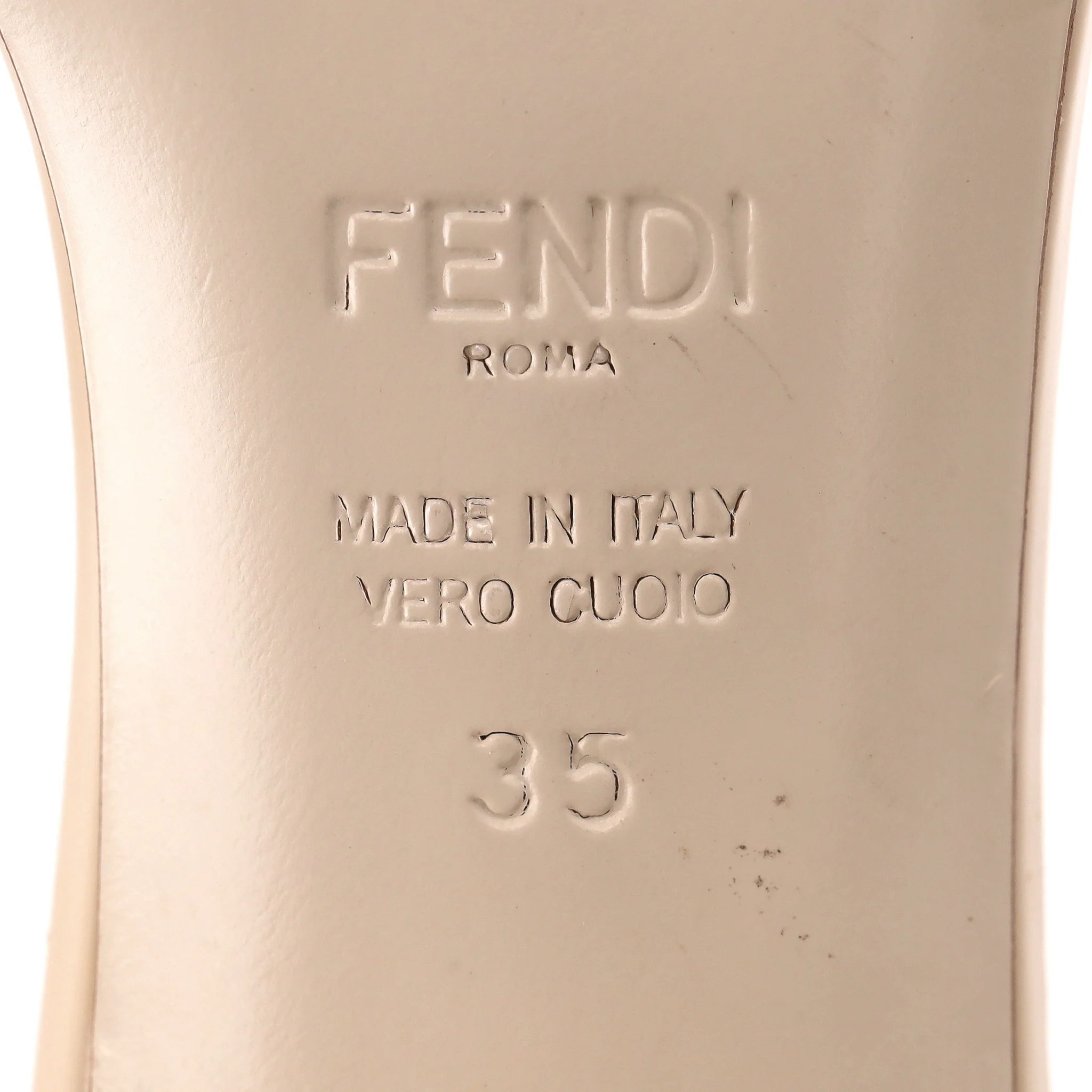 Fendi 3D Flowerland Patent Leather Heeled Mules. Size 35 - Image 13