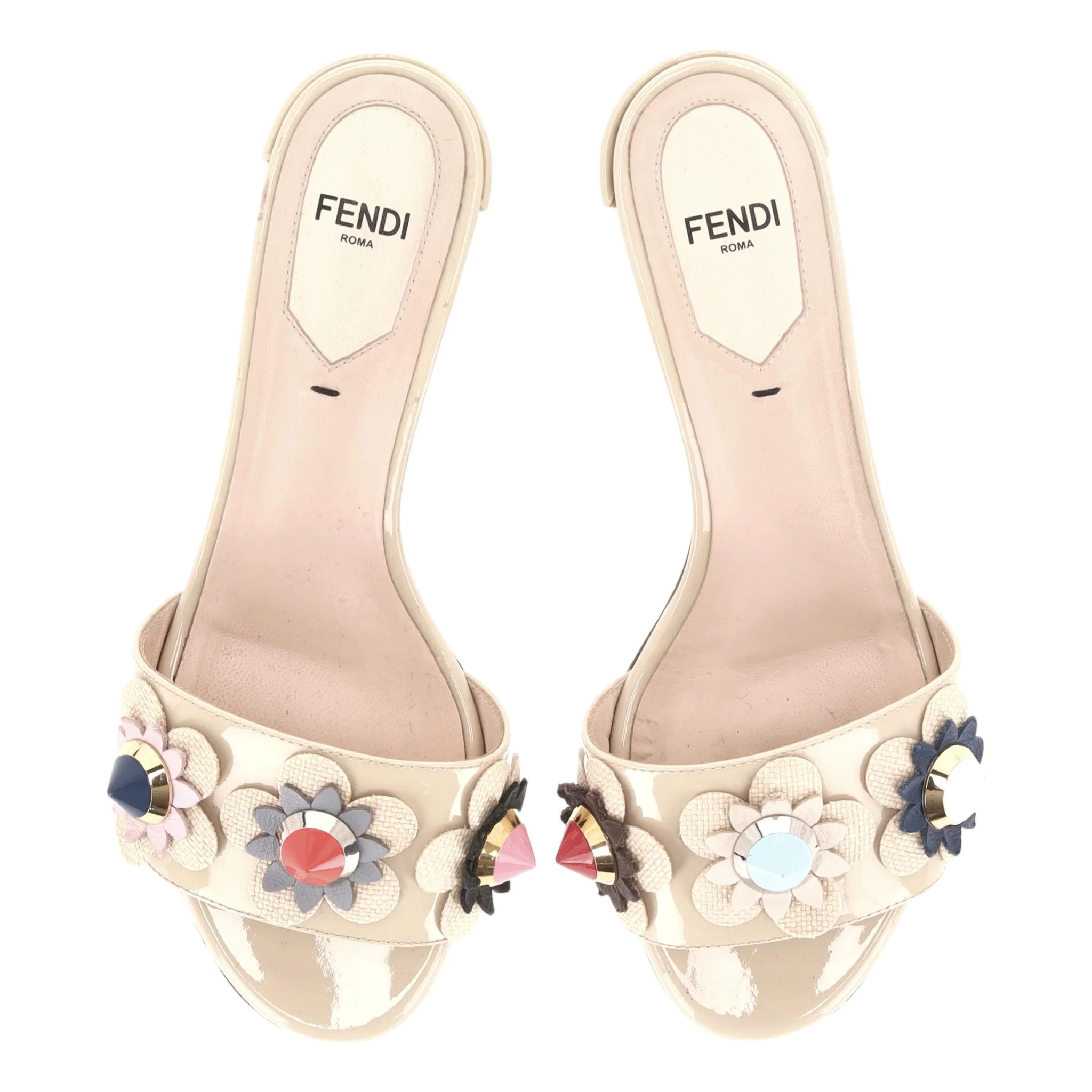 Fendi 3D Flowerland Patent Leather Heeled Mules. Size 35 - Image 3