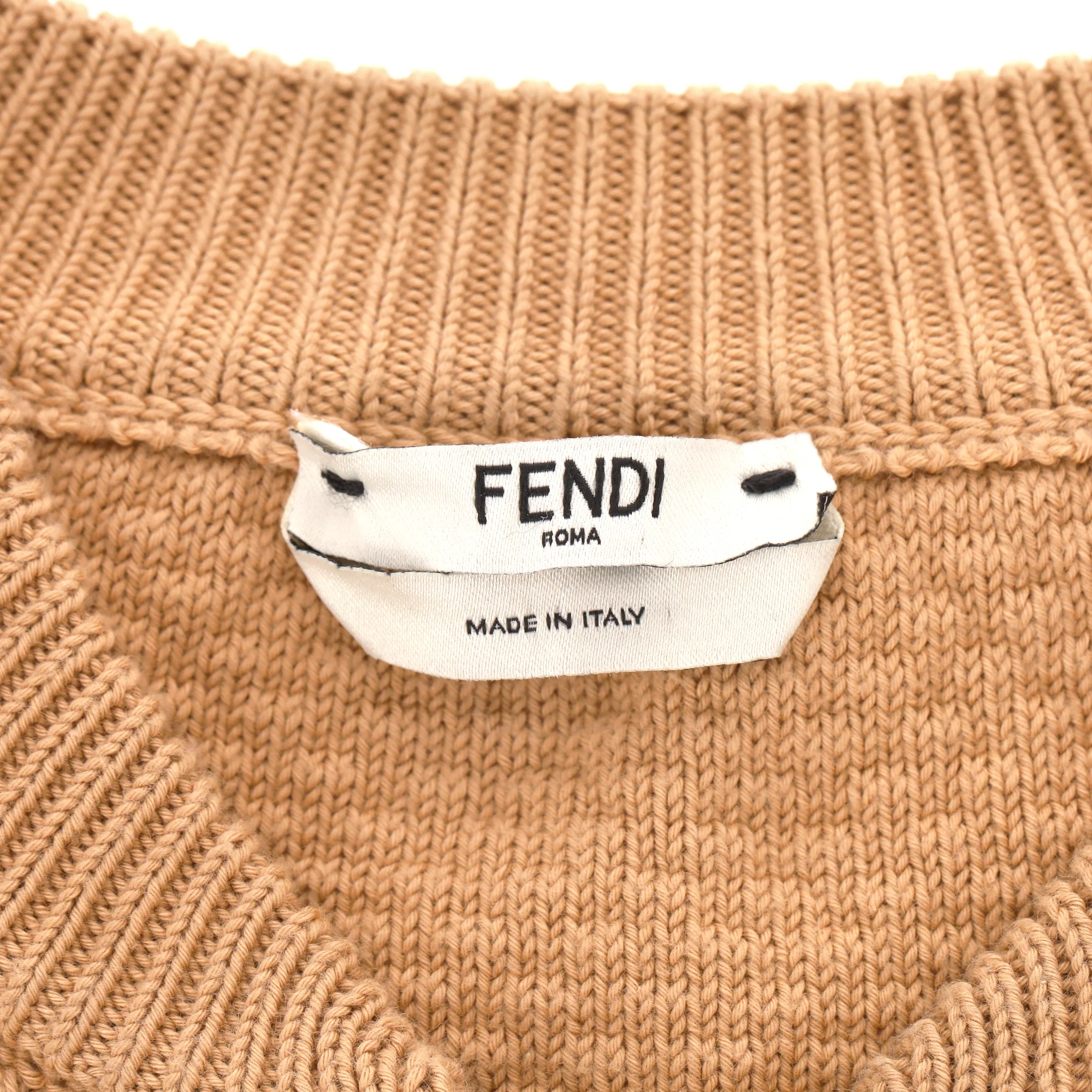 Fendi Knitted Cut-Out Detail Cotton Top. Size 44IT - Image 6