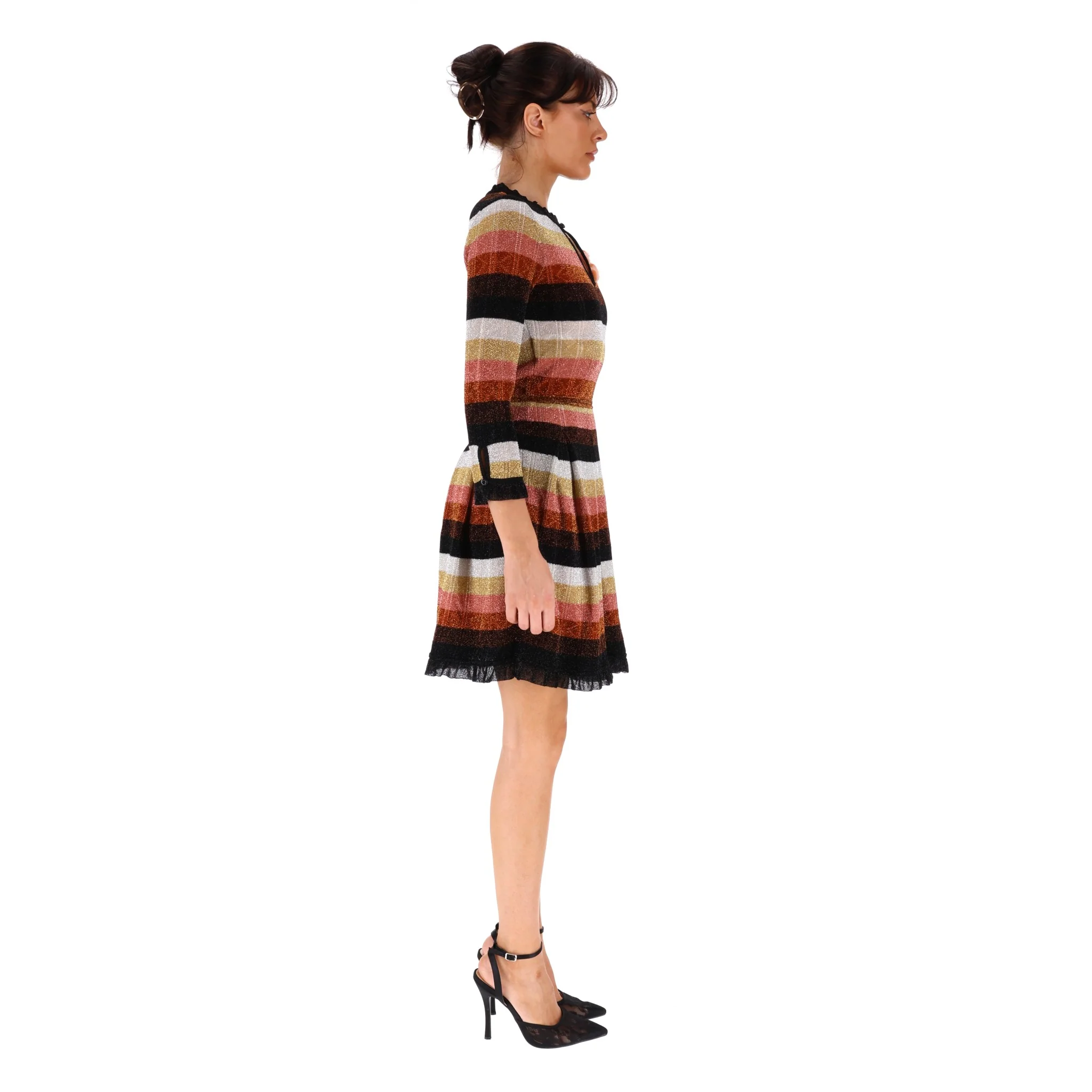 Fendi Metallic Knitted Dress With Mink Fur & Pearl Floral Adornment. Size 38IT - Image 3