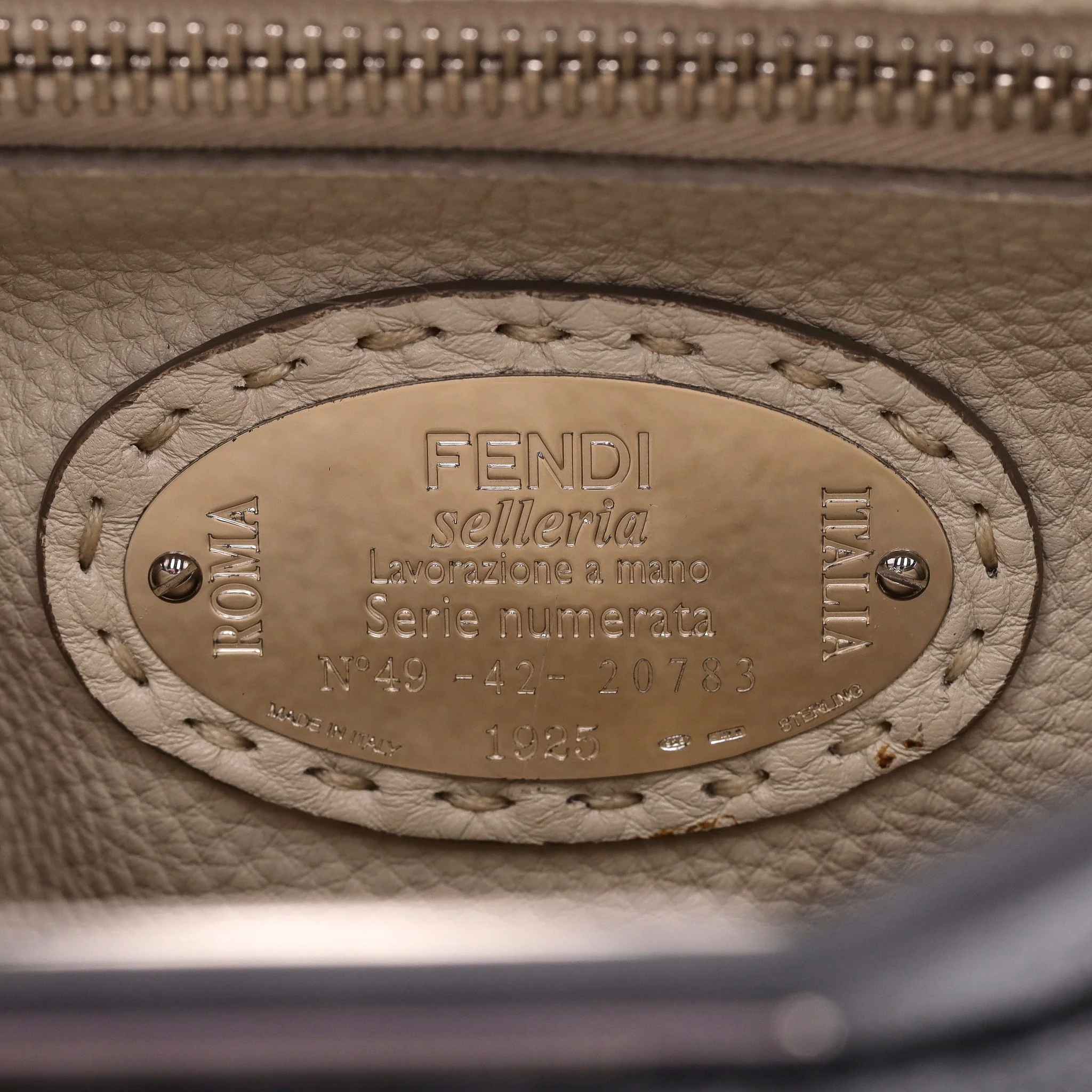 Fendi Peekaboo Medium Model Leather Tote Bag - Image 8